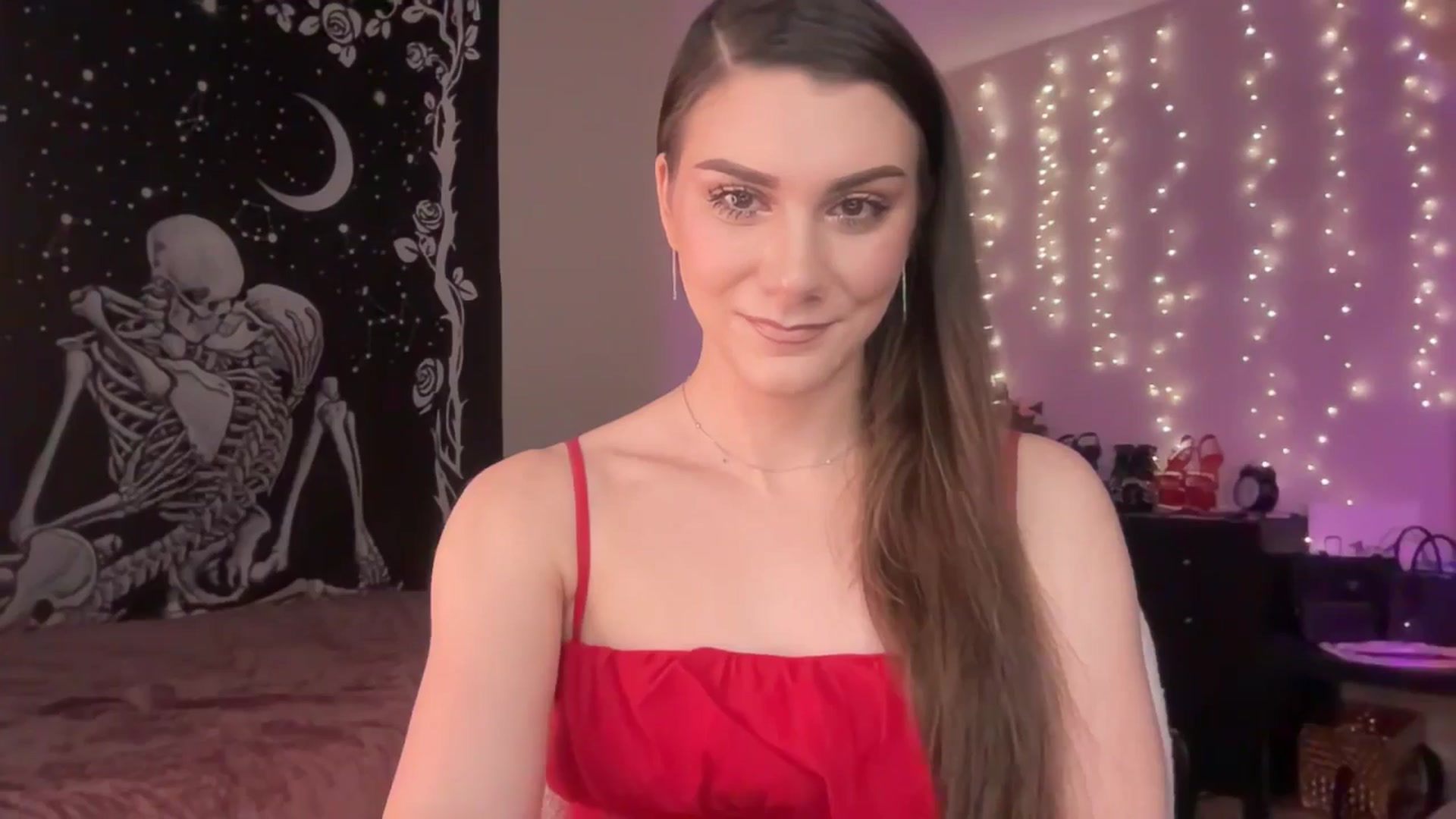 Gallery image thumbnail from FoxyHeartz's myfreecams stream on, 02/18/2025, 10:32 image 9 of 20