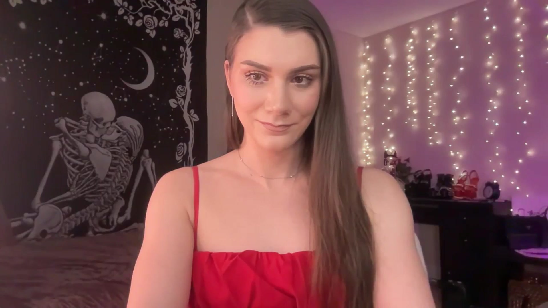 Gallery image thumbnail from FoxyHeartz's myfreecams stream on, 02/18/2025, 12:11 image 20 of 20