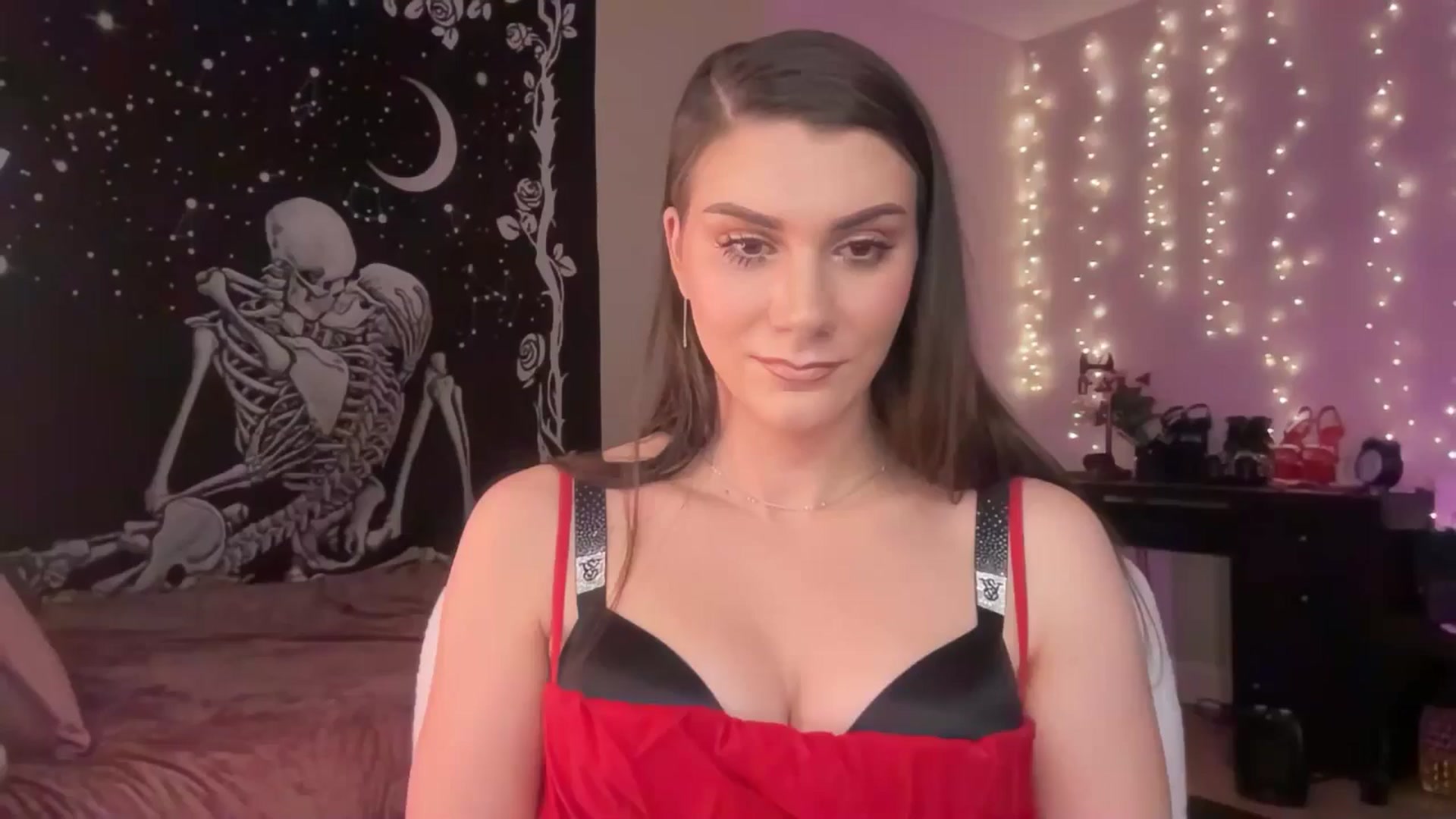 Gallery image thumbnail from FoxyHeartz's myfreecams stream on, 02/18/2025, 14:27 image 20 of 20