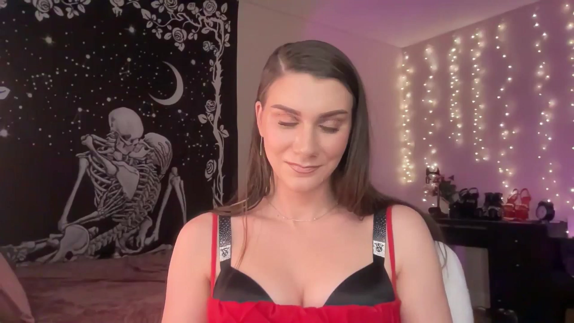 Gallery image thumbnail from FoxyHeartz's myfreecams stream on, 02/18/2025, 14:27 image 18 of 20