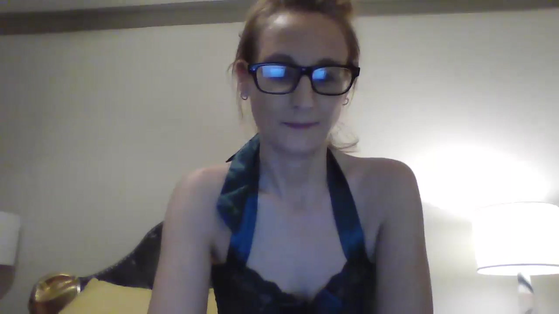 Gallery image thumbnail from FoxyInferno's myfreecams stream on, 09/30/2024, 02:02 image 12 of 20