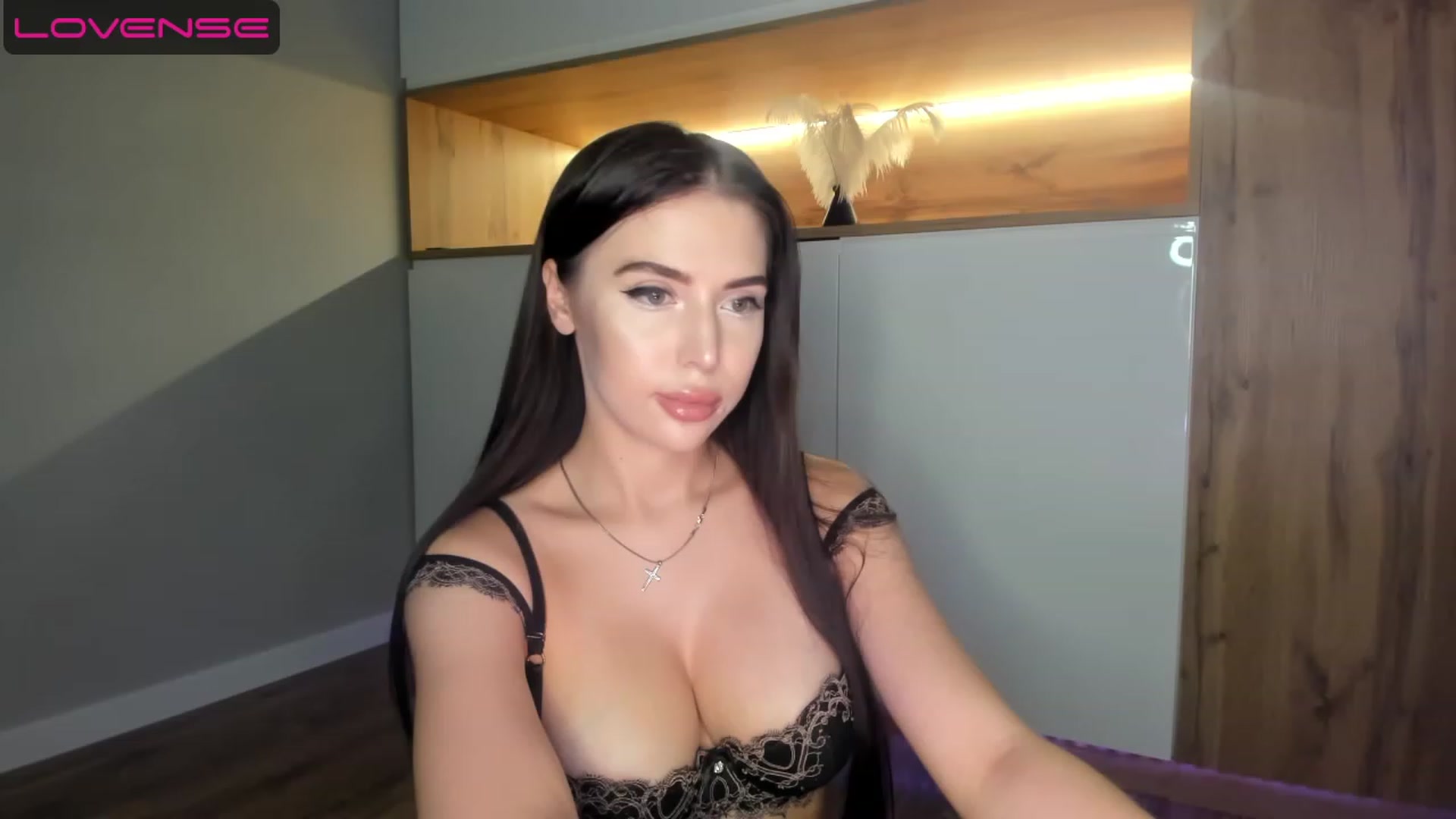 Gallery image thumbnail from FoxyKate_'s myfreecams stream on, 08/04/2023, 19:00 image 10 of 20