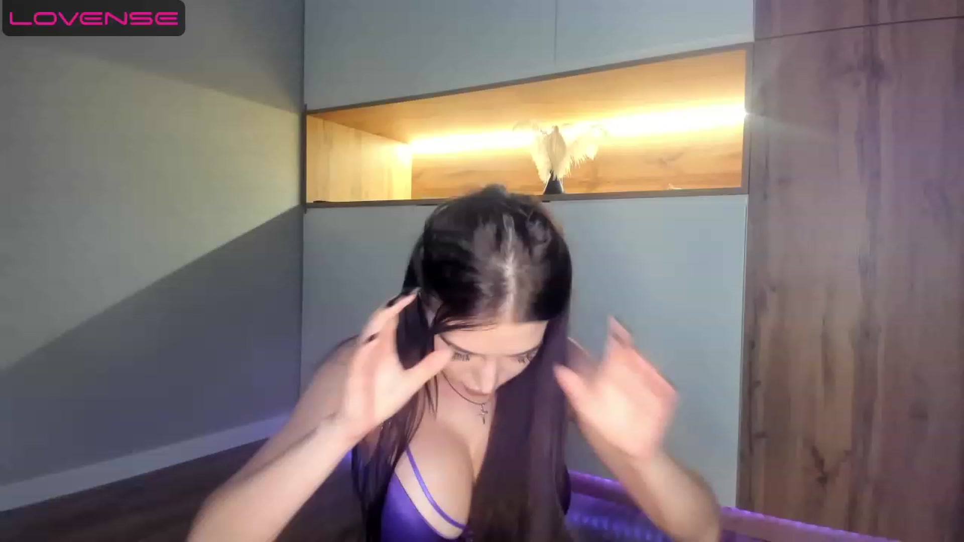 Gallery image thumbnail from FoxyKate_'s myfreecams stream on, 08/05/2023, 18:39 image 14 of 20