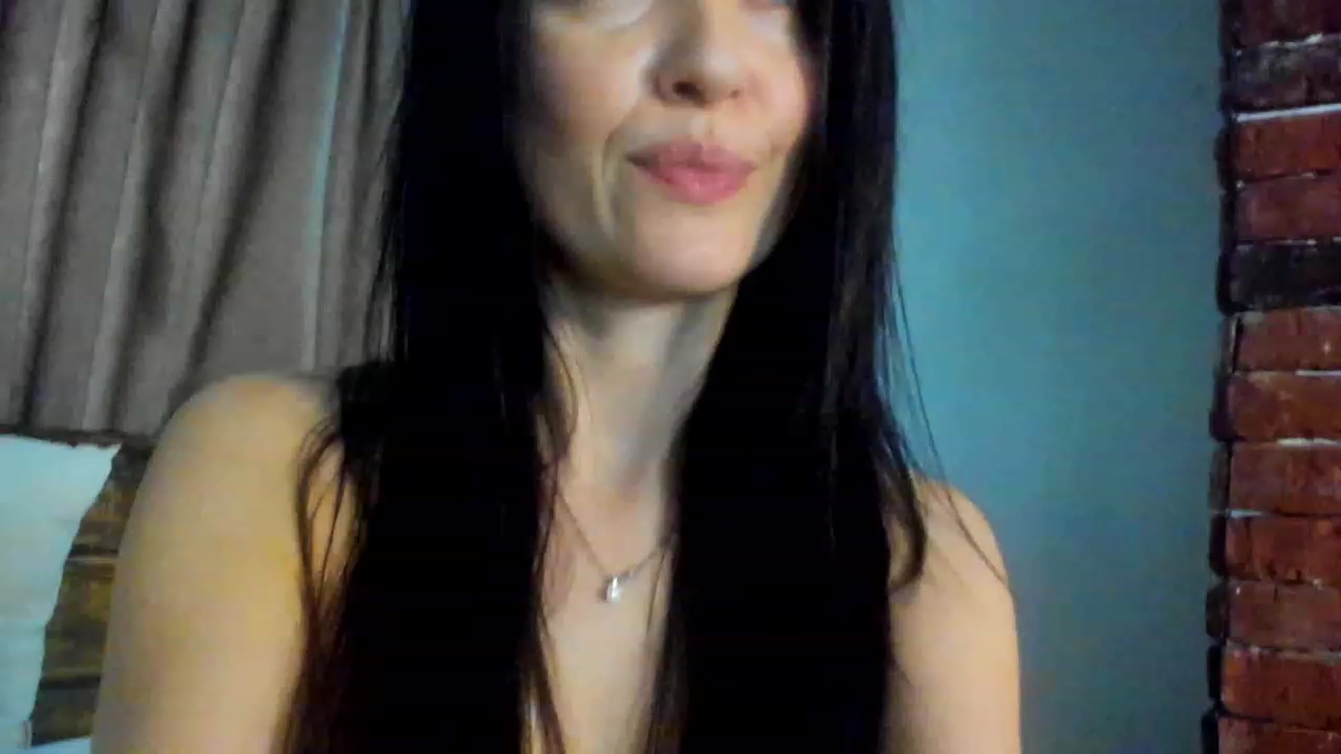Gallery image thumbnail from FoxyLarysa's myfreecams stream on, 01/10/2023, 11:01 image 4 of 20