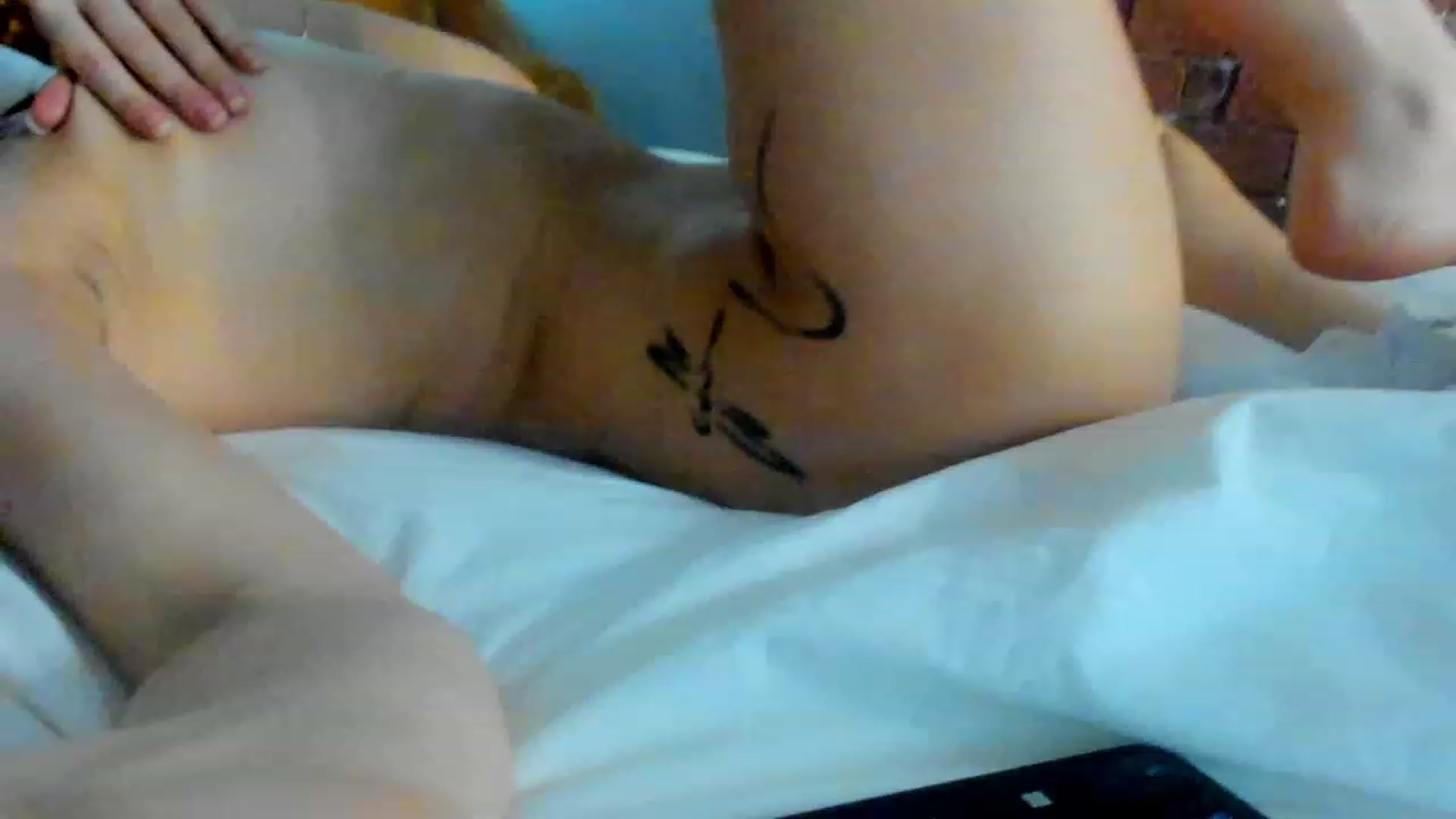Gallery image thumbnail from FoxyLarysa's myfreecams stream on, 01/10/2023, 11:01 image 20 of 20