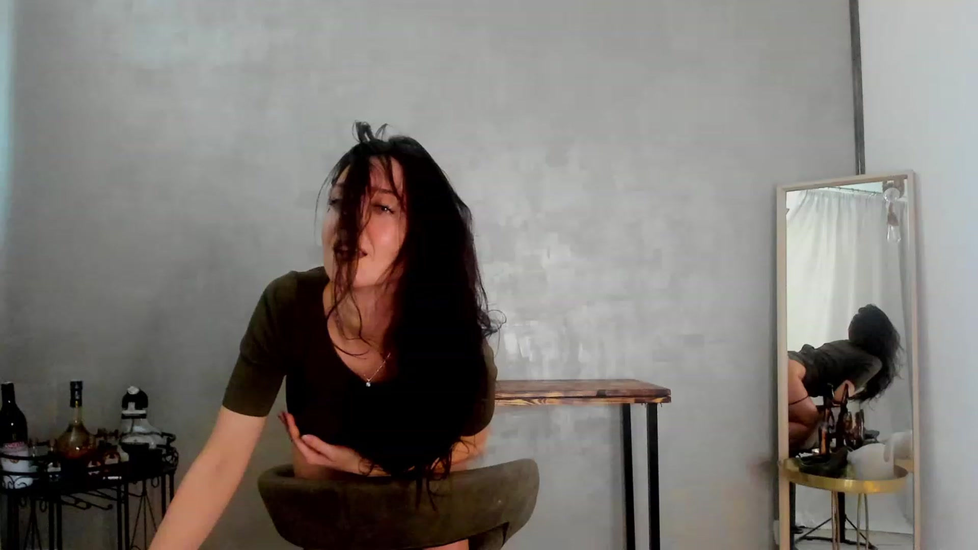 Gallery image thumbnail from FoxyLarysa's myfreecams stream on, 01/30/2023, 12:11 image 6 of 20