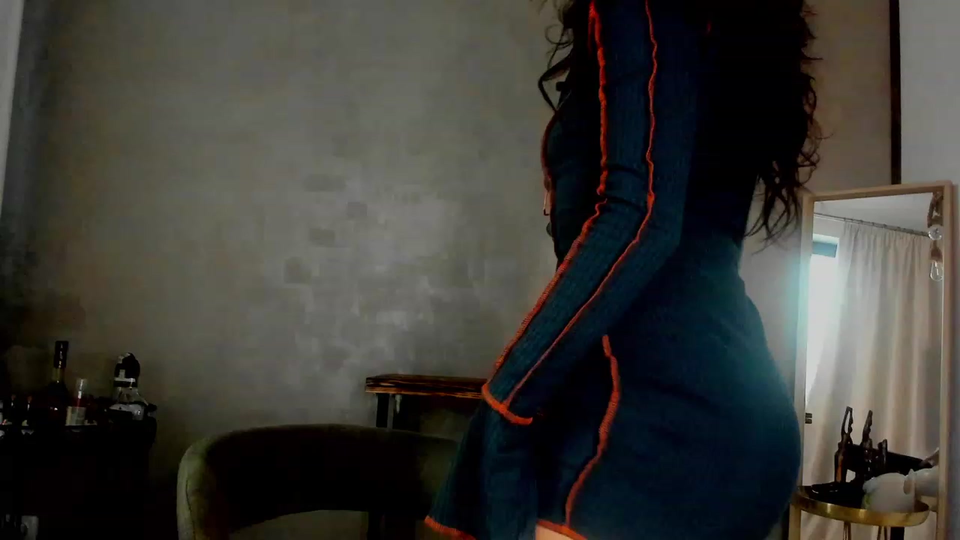 Gallery image thumbnail from FoxyLarysa's myfreecams stream on, 02/04/2023, 07:24 image 16 of 20
