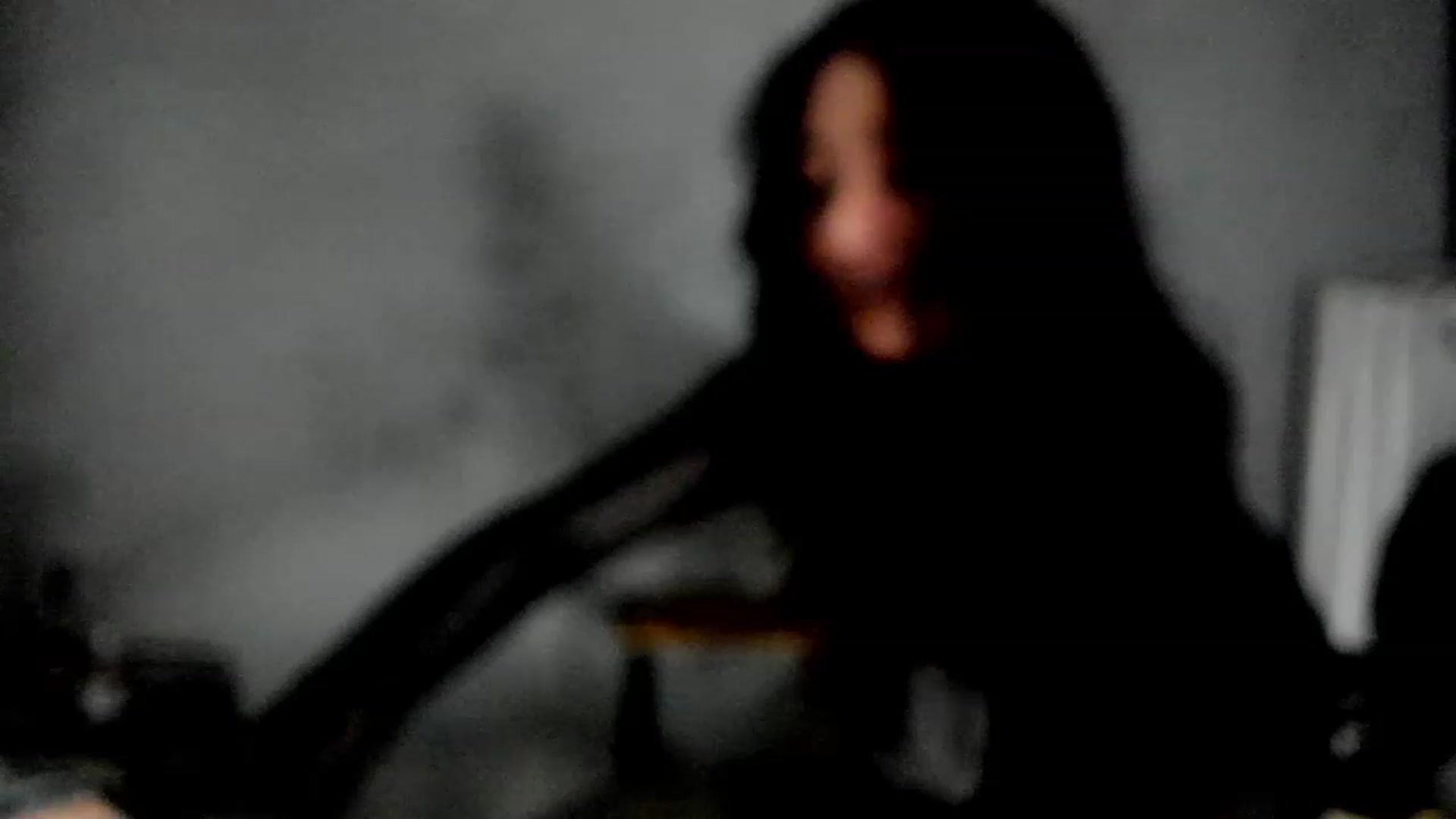 Gallery image thumbnail from FoxyLarysa's myfreecams stream on, 02/05/2023, 21:18 image 11 of 20