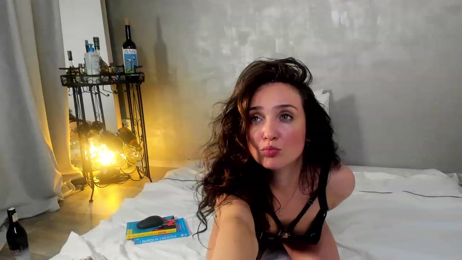 Gallery image thumbnail from FoxyLarysa's myfreecams stream on, 02/24/2023, 22:45 image 17 of 20