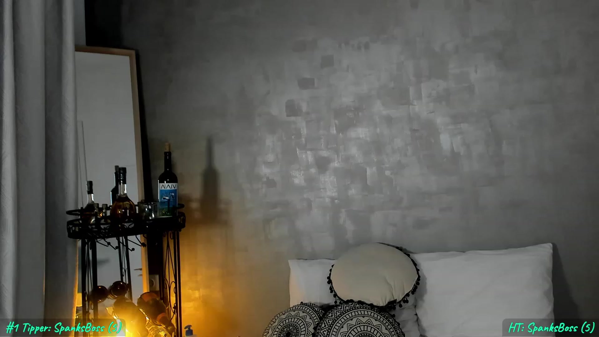 Gallery image thumbnail from FoxyLarysa's myfreecams stream on, 03/04/2023, 05:16 image 8 of 20