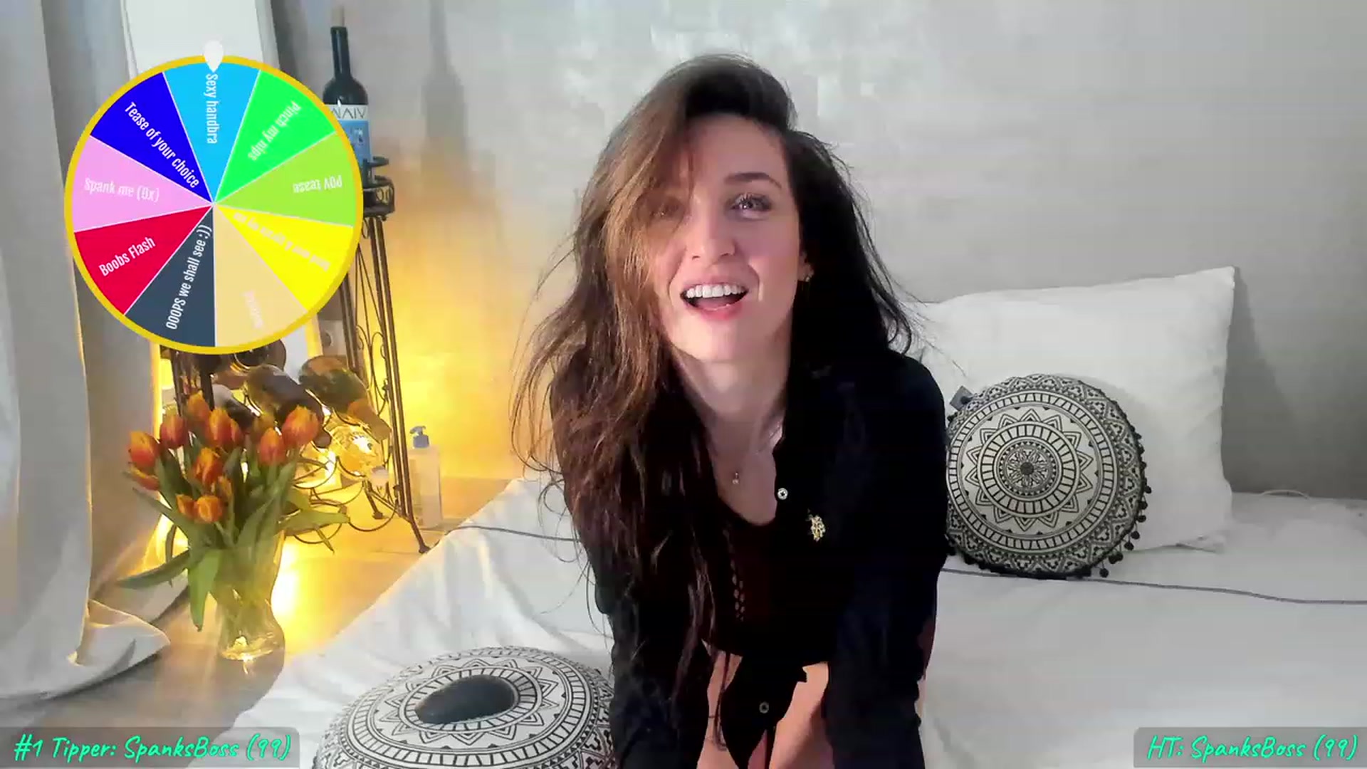 Gallery image thumbnail from FoxyLarysa's myfreecams stream on, 03/05/2023, 09:13 image 1 of 20