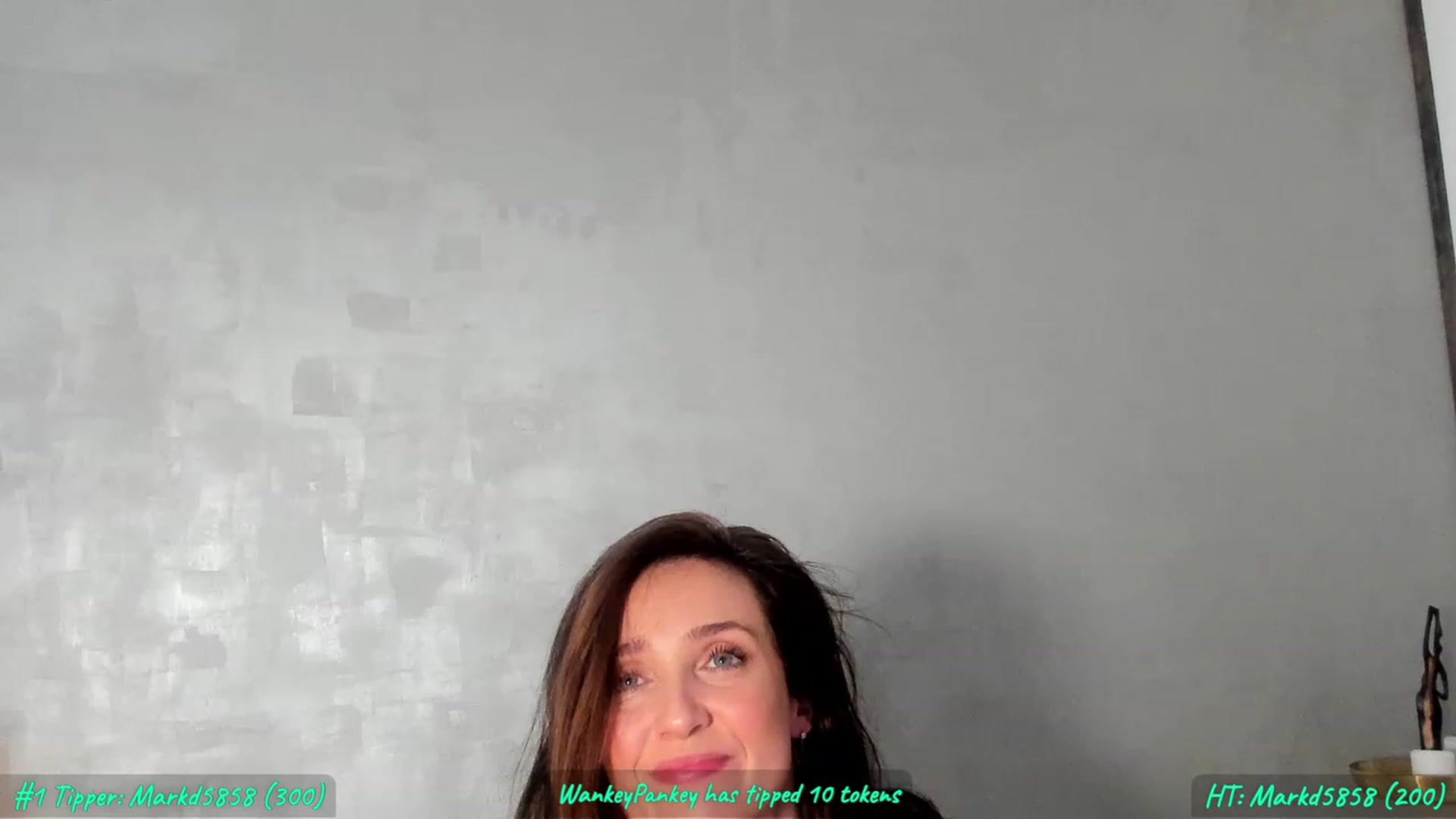 Gallery image thumbnail from FoxyLarysa's myfreecams stream on, 03/05/2023, 09:13 image 11 of 20