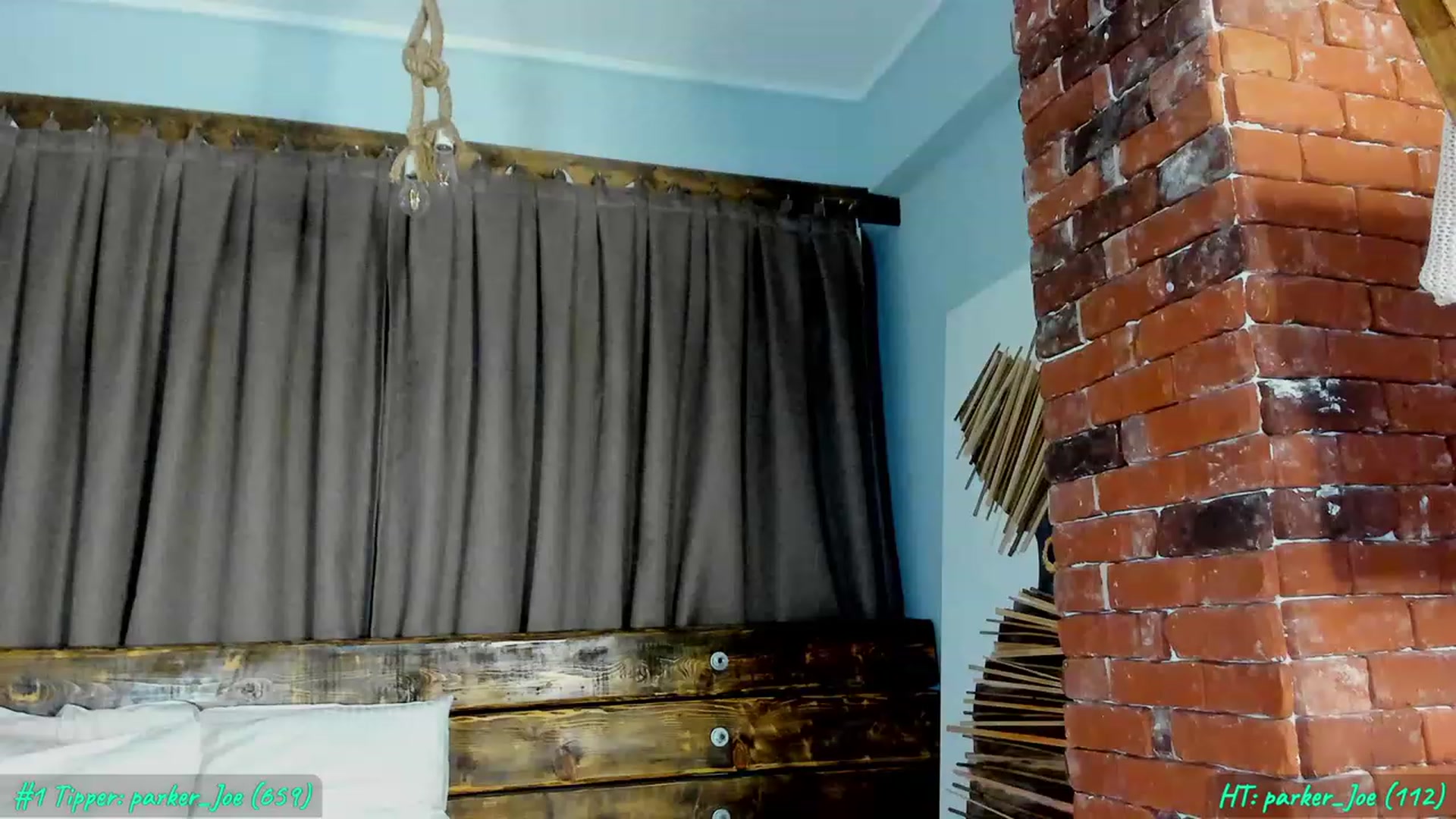Gallery image thumbnail from FoxyLarysa's myfreecams stream on, 03/30/2023, 21:57 image 4 of 20