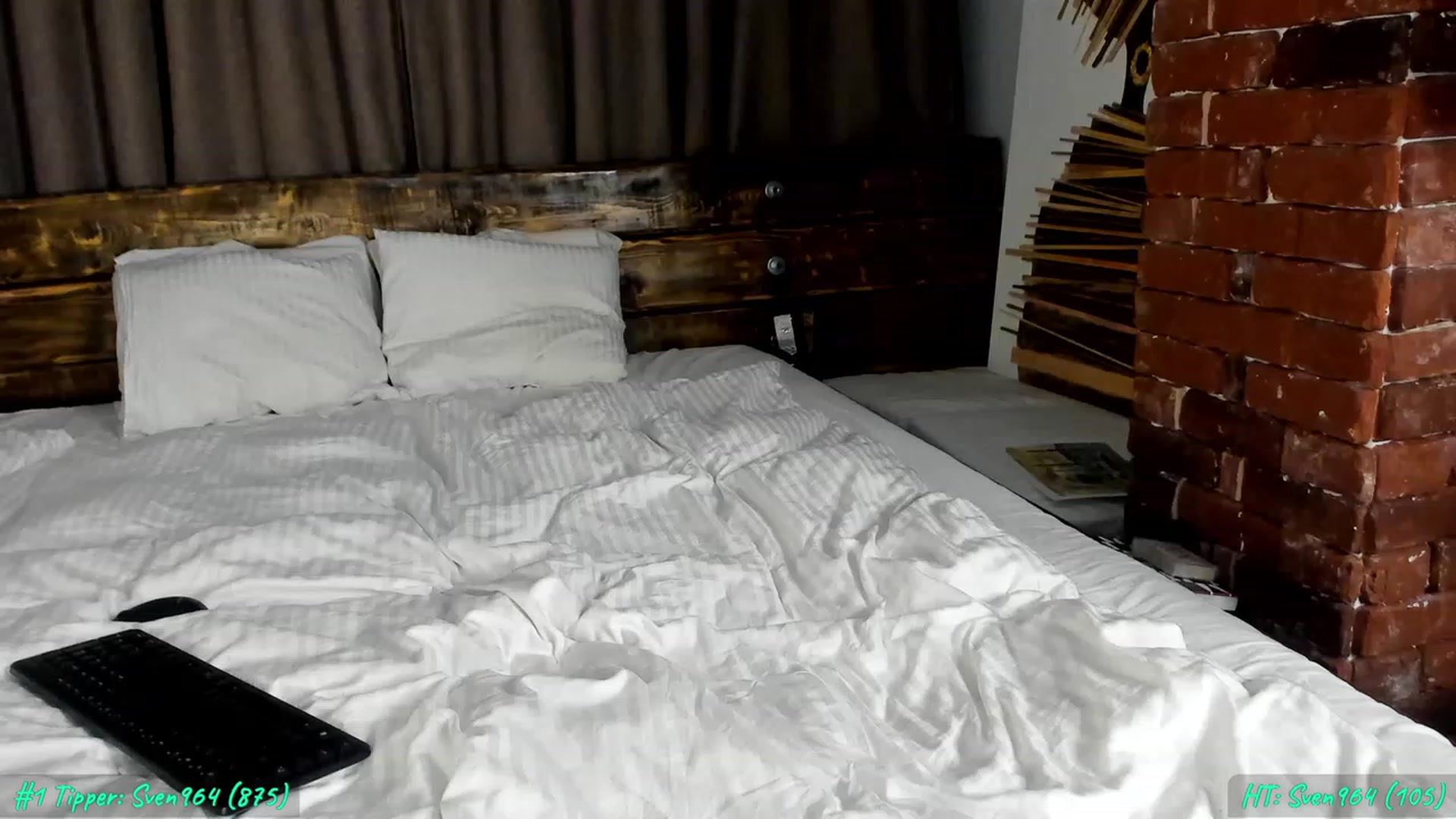 Gallery image thumbnail from FoxyLarysa's myfreecams stream on, 04/02/2023, 19:24 image 8 of 20