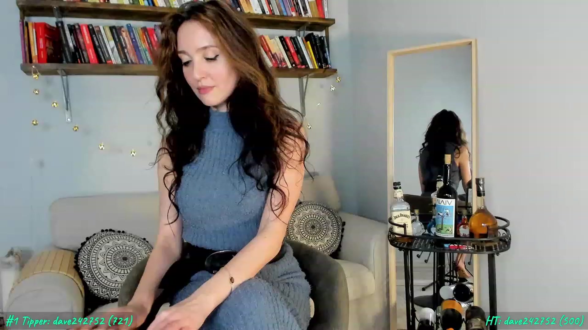 Gallery image thumbnail from FoxyLarysa's myfreecams stream on, 04/08/2023, 16:55 image 20 of 20