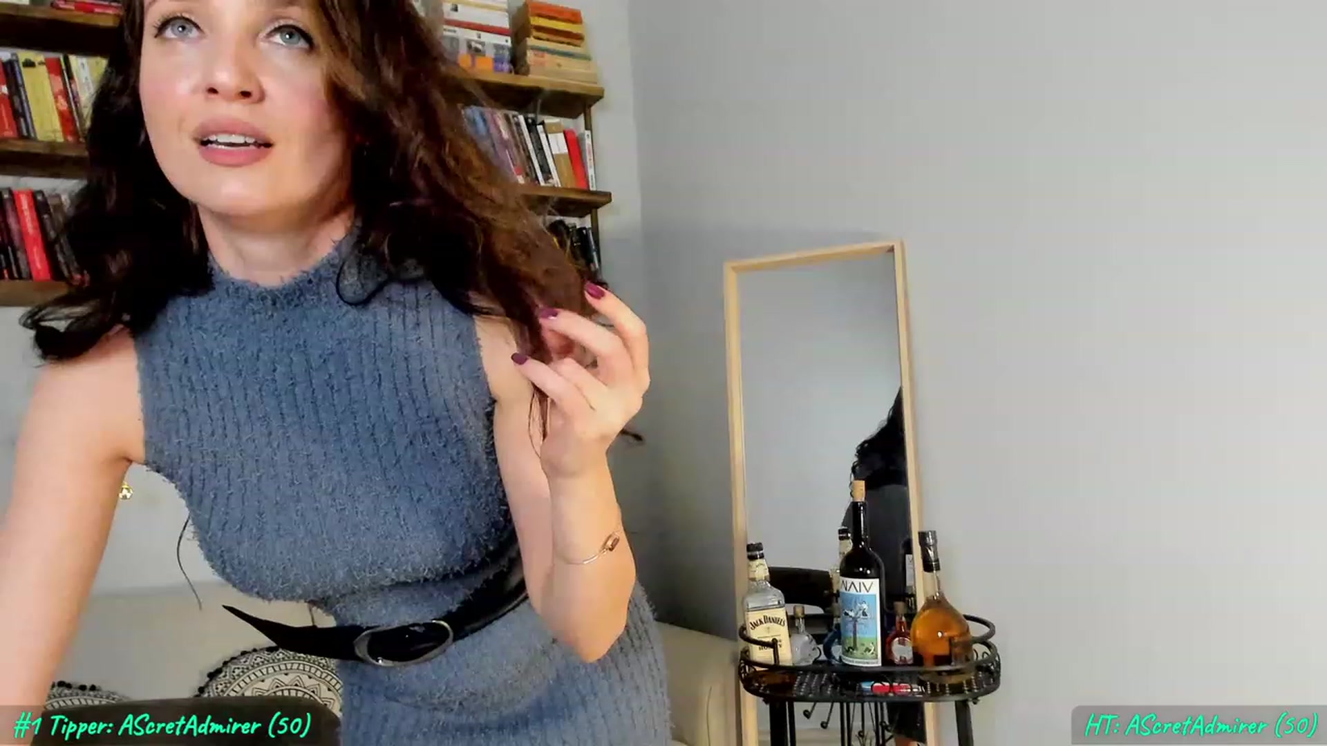 Gallery image thumbnail from FoxyLarysa's myfreecams stream on, 04/08/2023, 16:55 image 14 of 20