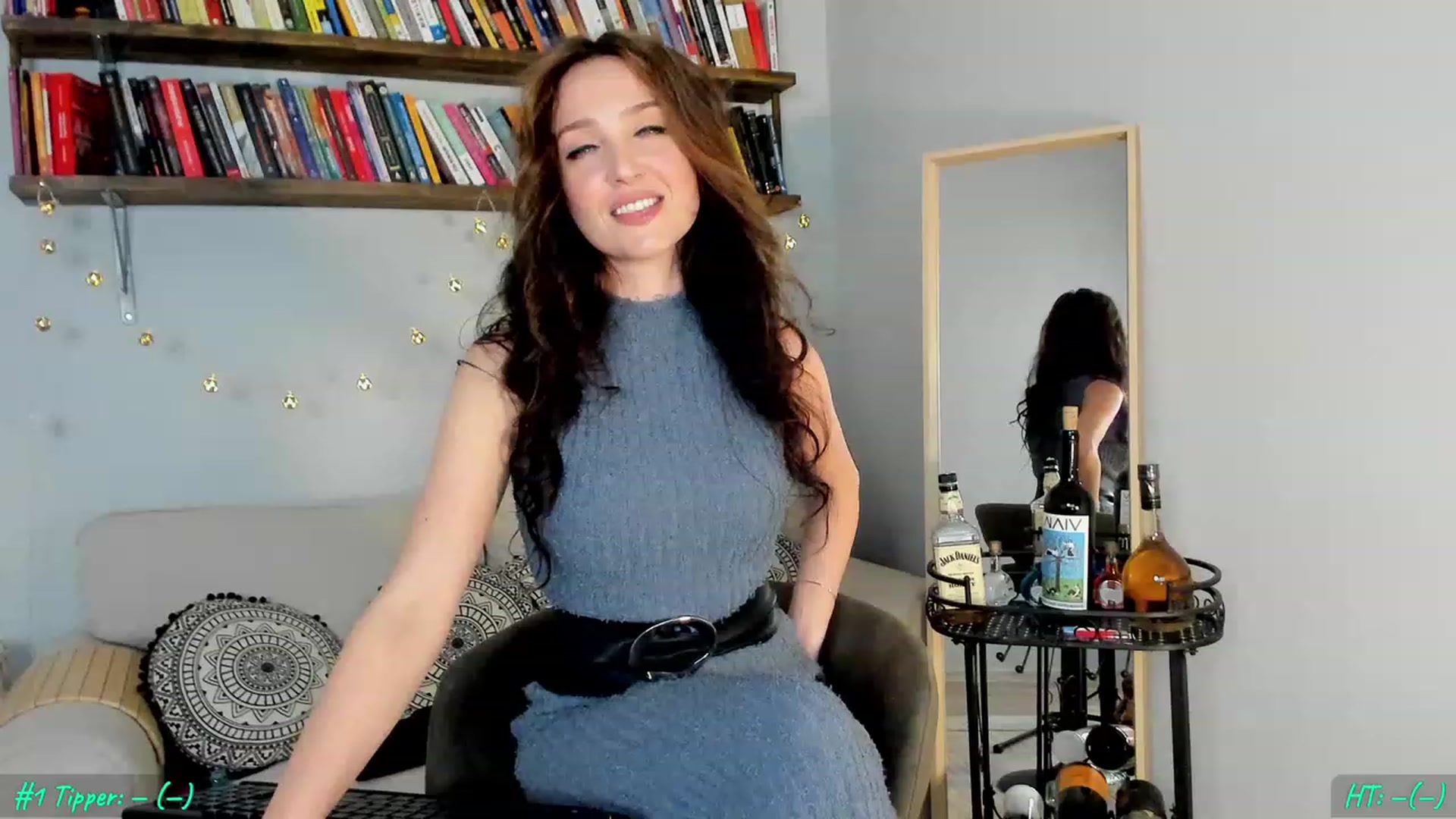 Gallery image thumbnail from FoxyLarysa's myfreecams stream on, 04/08/2023, 16:55 image 2 of 20