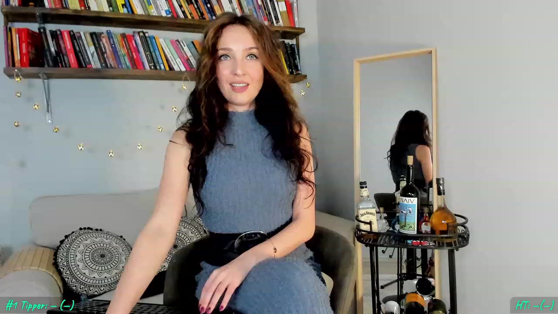 Gallery image thumbnail from FoxyLarysa's myfreecams stream on, 04/08/2023, 16:55 image 1 of 20