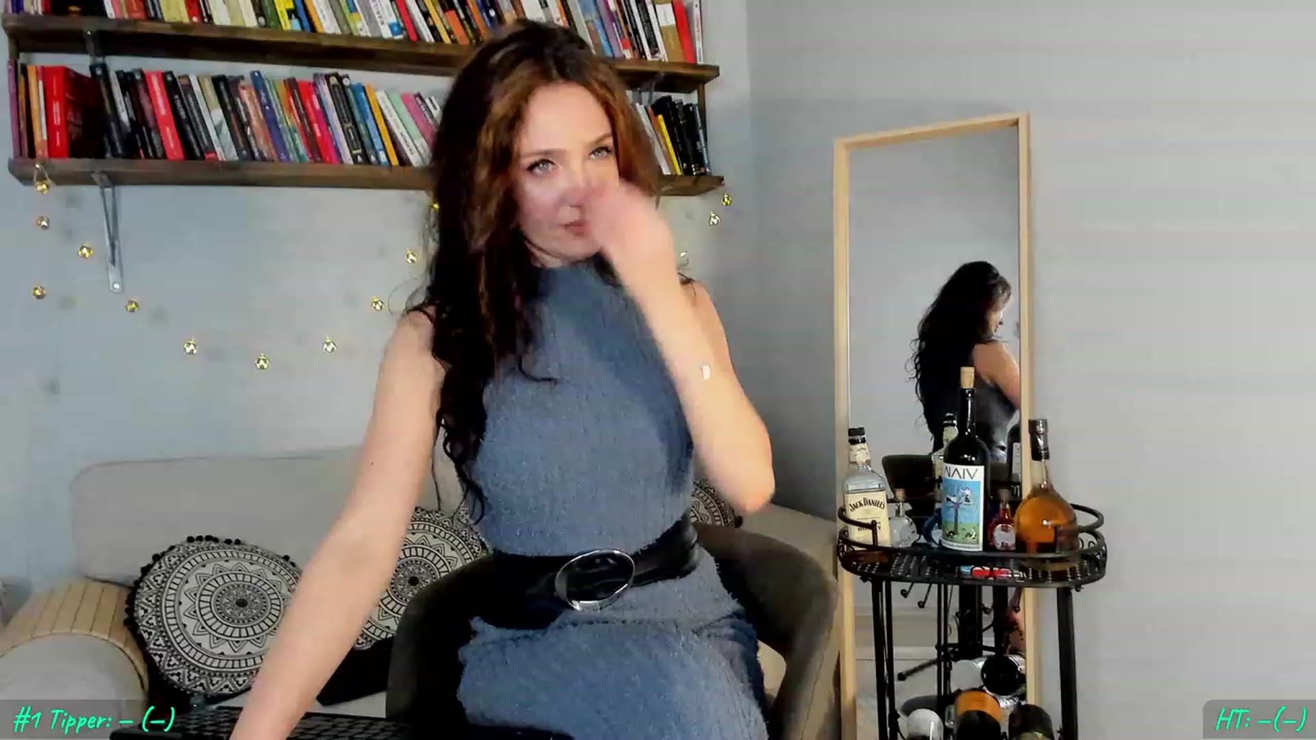 Gallery image thumbnail from FoxyLarysa's myfreecams stream on, 04/08/2023, 16:55 image 5 of 20