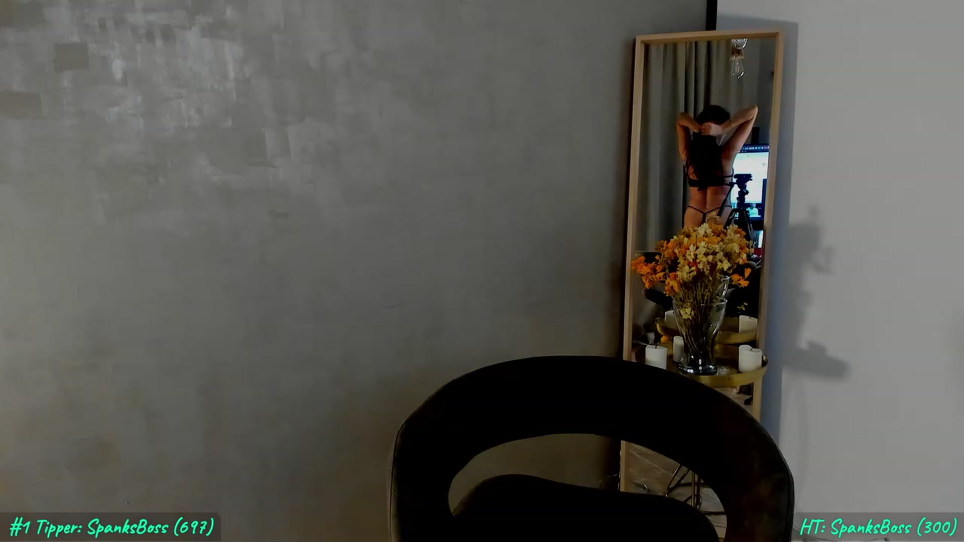 Gallery image thumbnail from FoxyLarysa's myfreecams stream on, 04/19/2023, 18:34 image 15 of 20