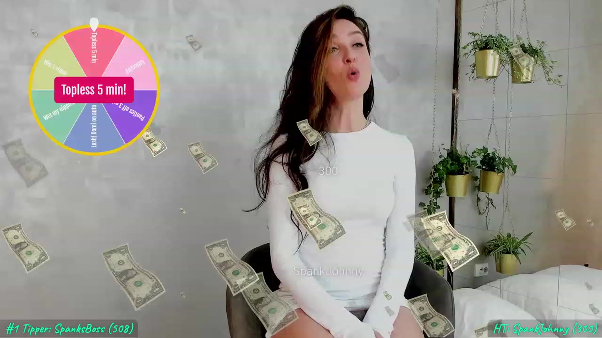 Gallery image thumbnail from FoxyLarysa's myfreecams stream on, 05/13/2023, 24:34 image 5 of 20