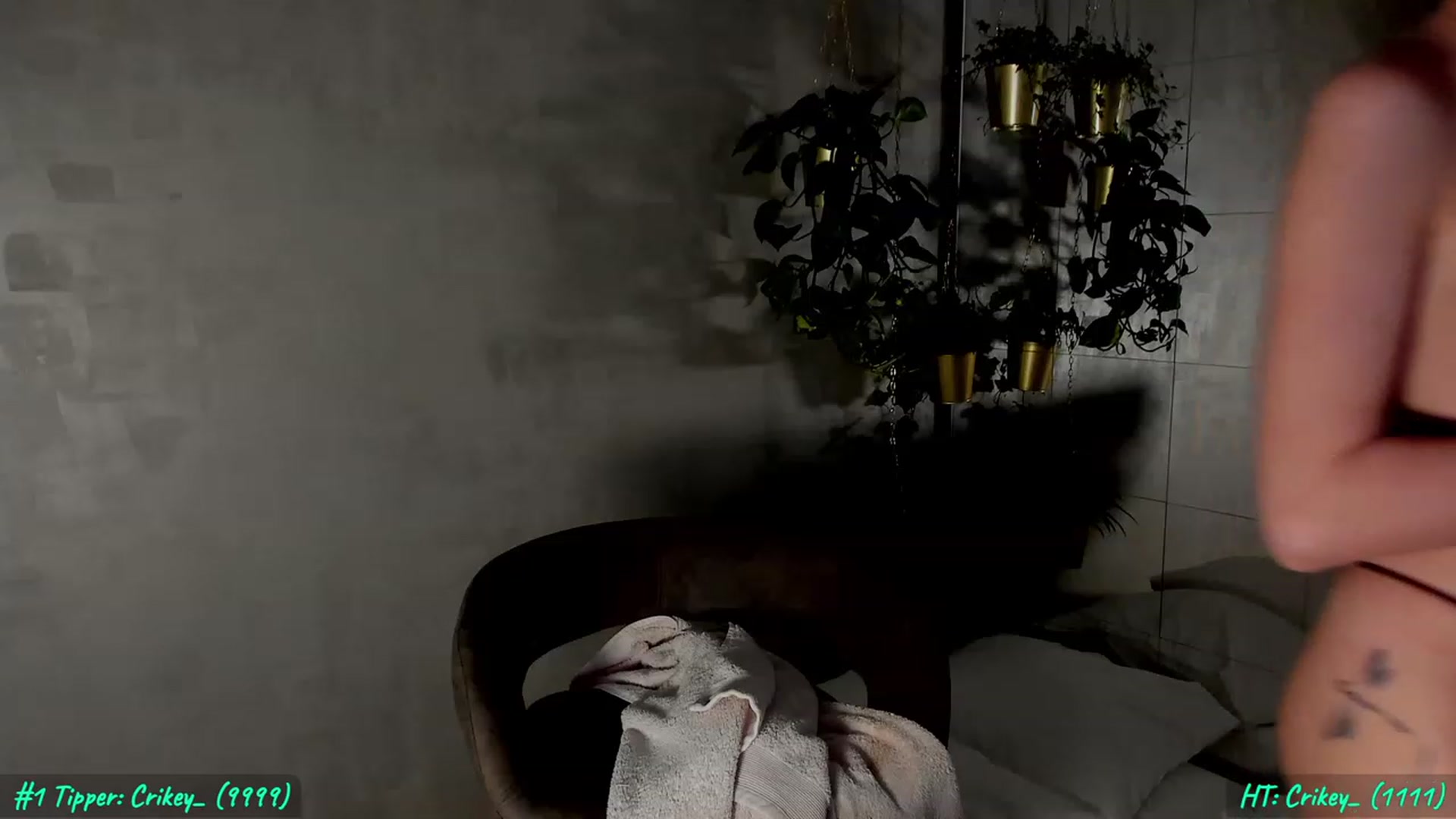 Gallery image thumbnail from FoxyLarysa's myfreecams stream on, 05/20/2023, 20:19 image 14 of 20