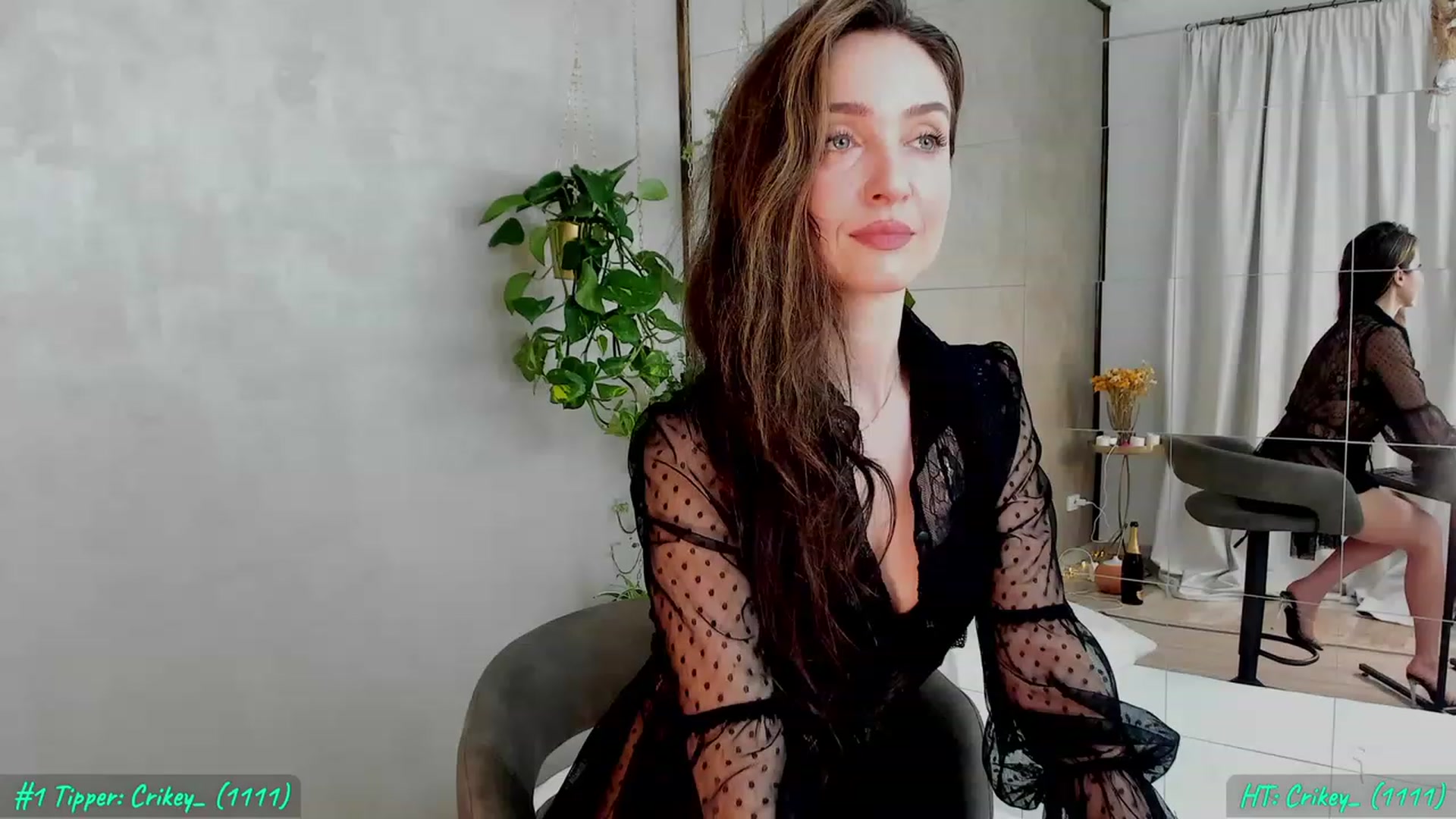 Gallery image thumbnail from FoxyLarysa's myfreecams stream on, 05/21/2023, 18:53 image 11 of 20