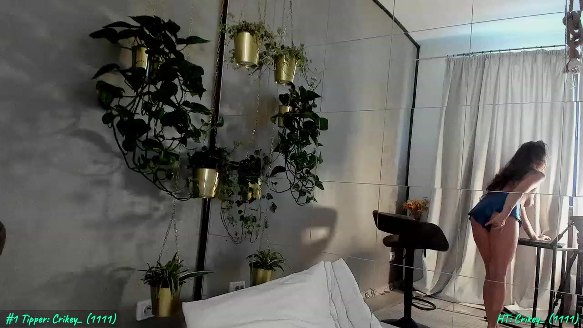 Gallery image thumbnail from FoxyLarysa's myfreecams stream on, 06/23/2023, 08:48 image 10 of 20
