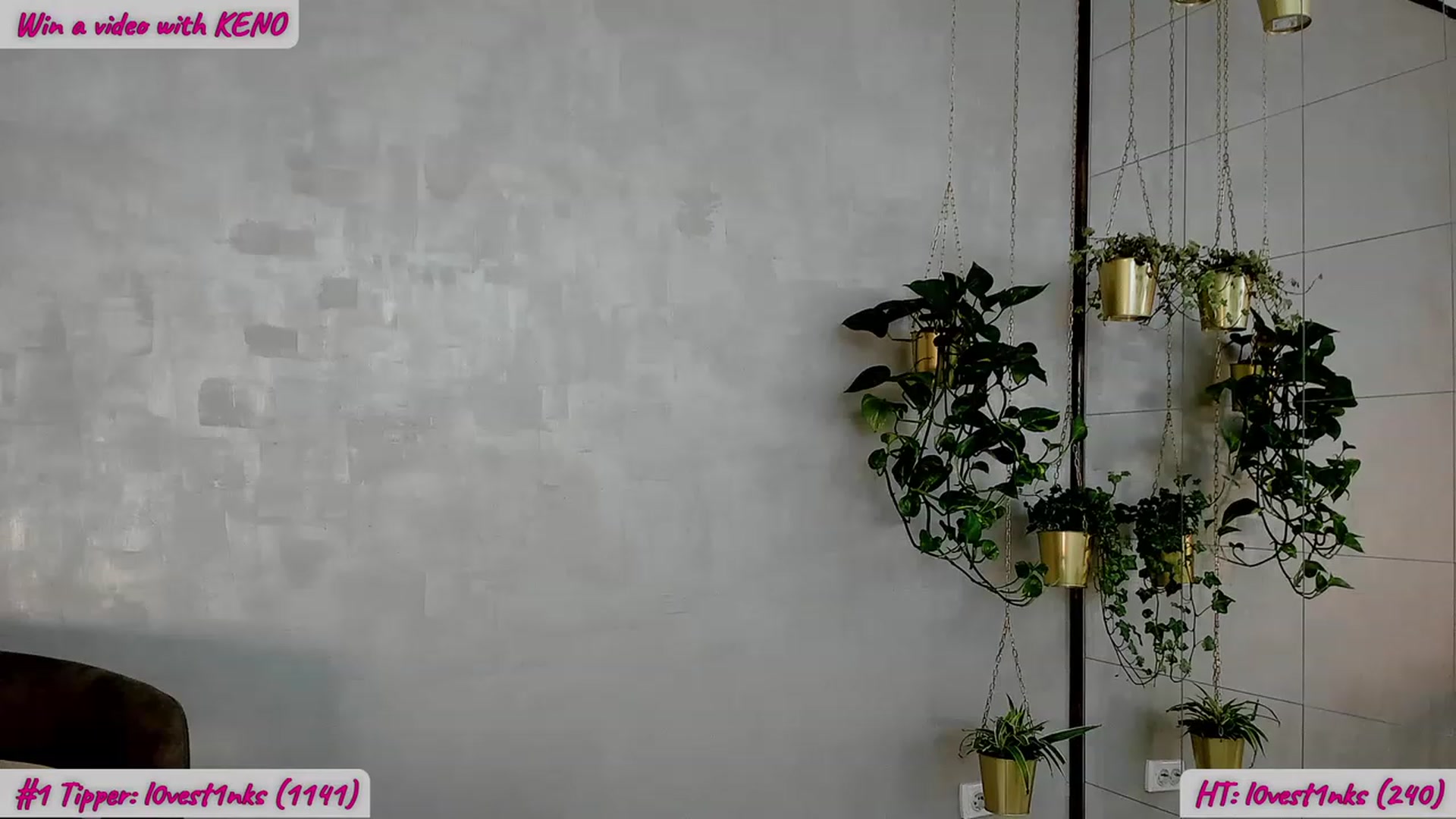 Gallery image thumbnail from FoxyLarysa's myfreecams stream on, 06/26/2023, 04:27 image 18 of 20