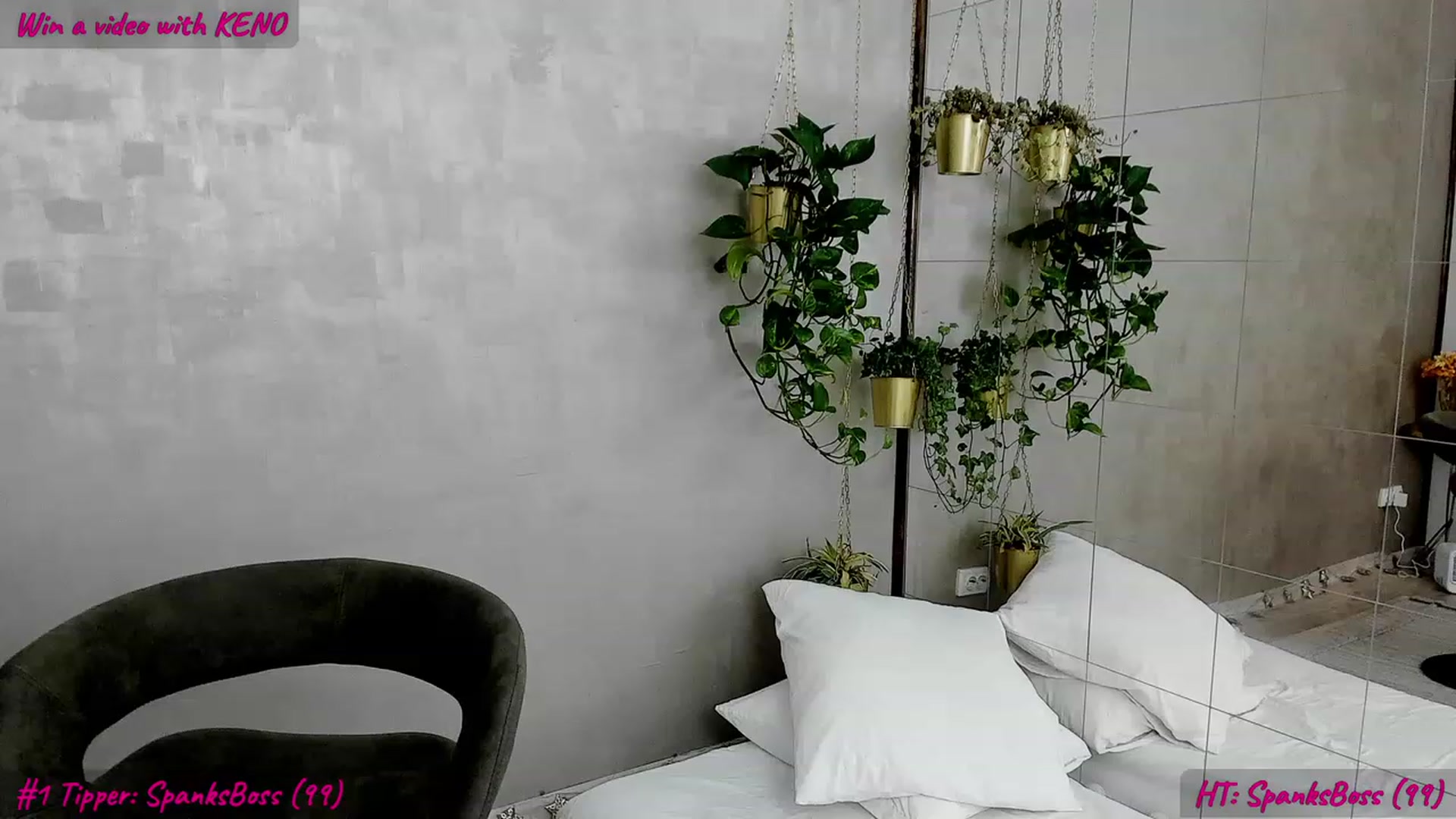 Gallery image thumbnail from FoxyLarysa's myfreecams stream on, 07/02/2023, 06:56 image 3 of 20