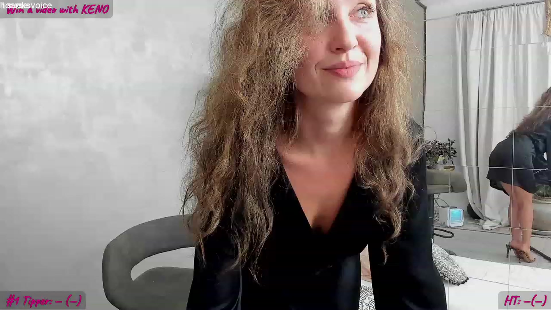 Gallery image thumbnail from FoxyLarysa's myfreecams stream on, 08/16/2023, 20:03 image 8 of 20