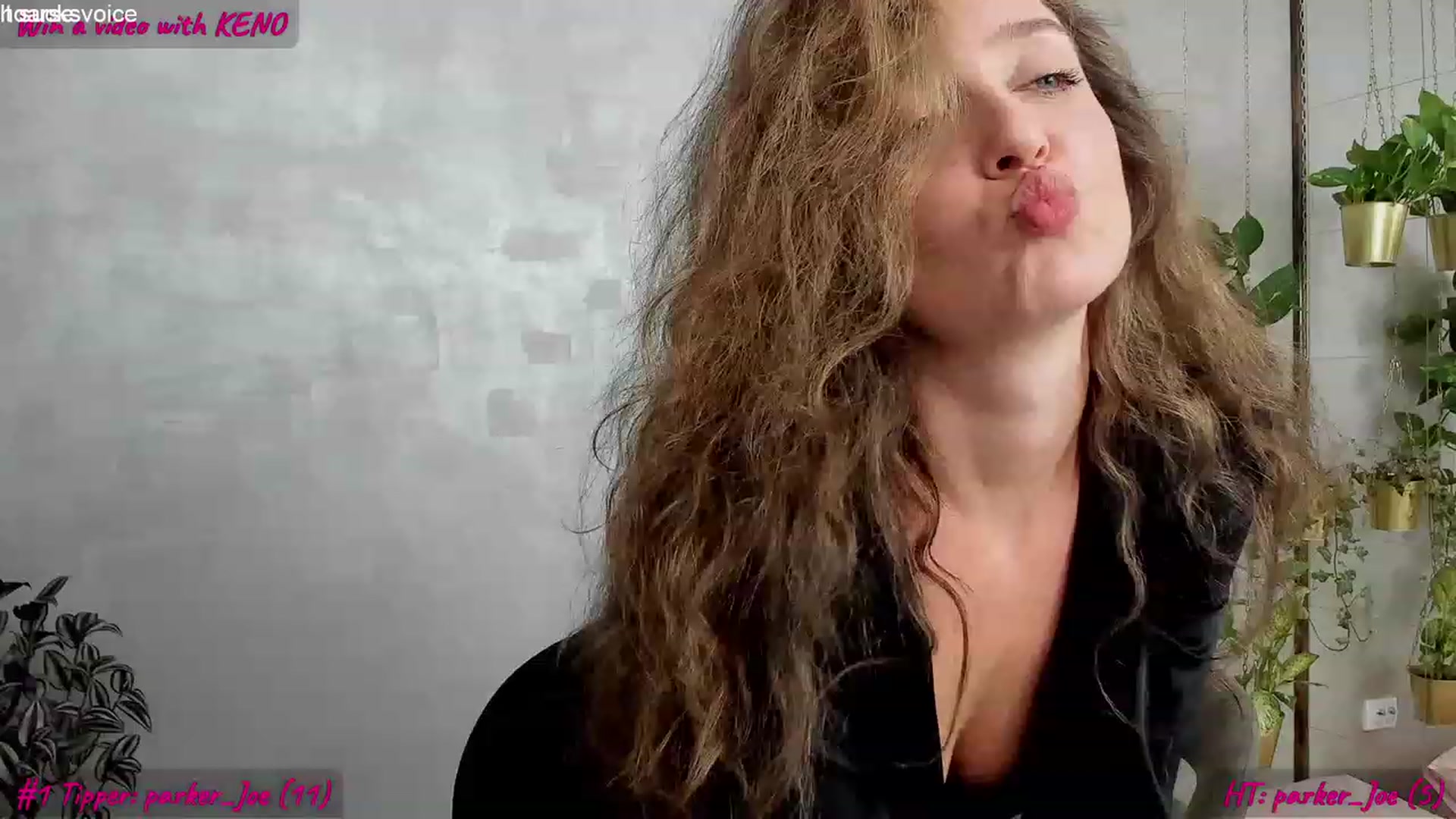 Gallery image thumbnail from FoxyLarysa's myfreecams stream on, 08/16/2023, 20:03 image 19 of 20