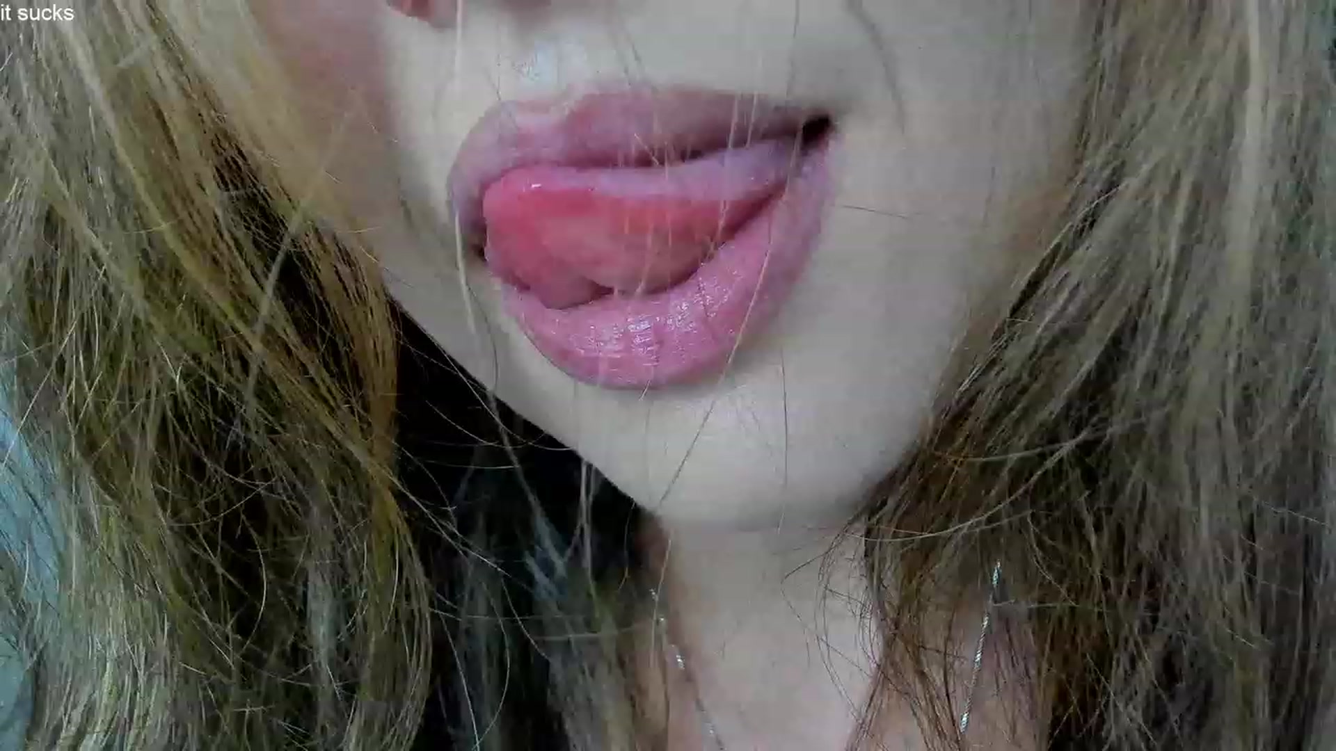 Gallery image thumbnail from FoxyLarysa's myfreecams stream on, 10/20/2023, 05:42 image 12 of 20
