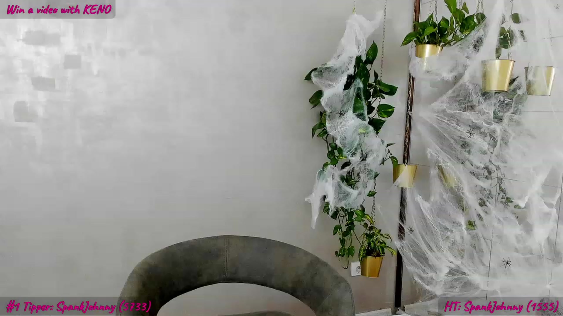 Gallery image thumbnail from FoxyLarysa's myfreecams stream on, 10/28/2023, 23:50 image 6 of 20