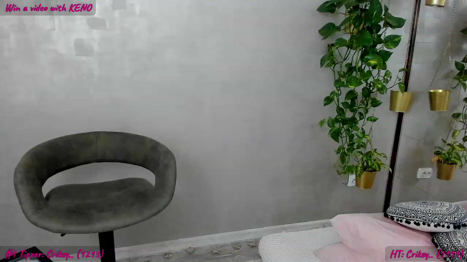 Gallery image thumbnail from FoxyLarysa's myfreecams stream on, 11/03/2023, 23:03 image 19 of 20