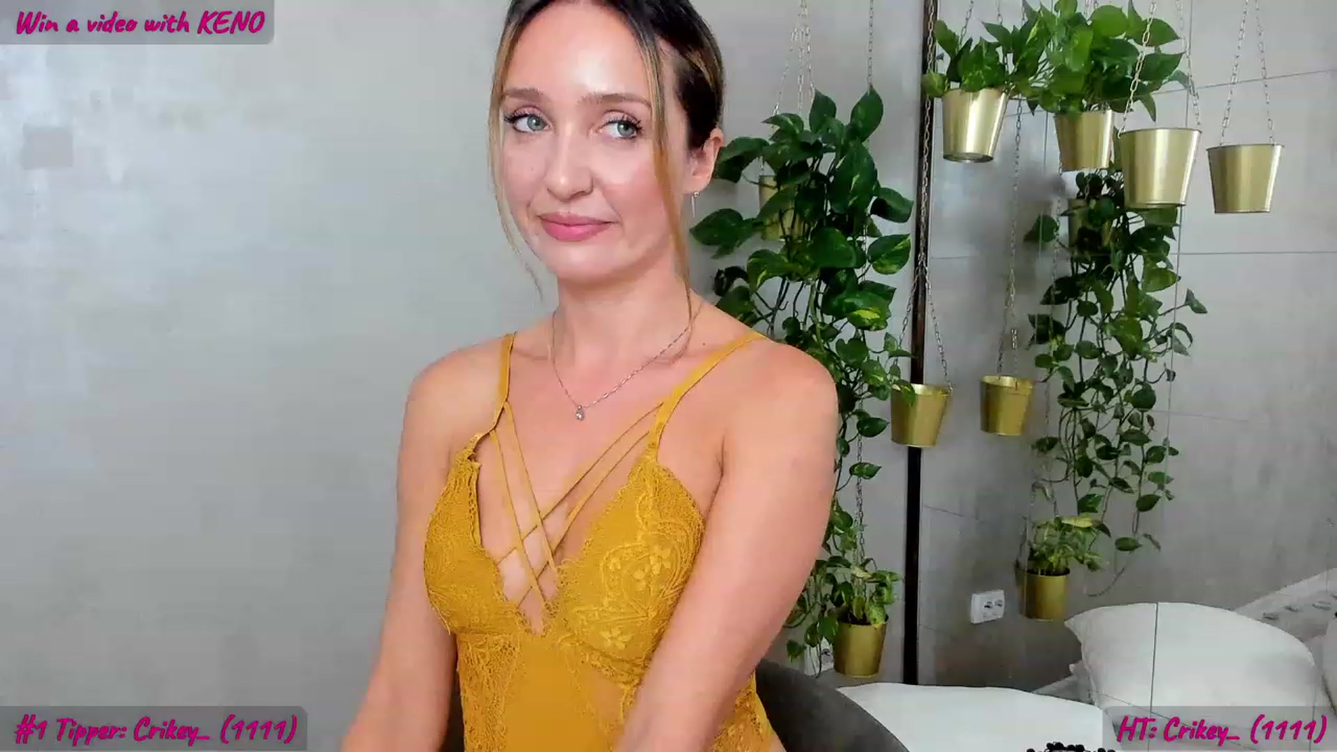 Gallery image thumbnail from FoxyLarysa's myfreecams stream on, 11/10/2023, 22:17 image 2 of 20