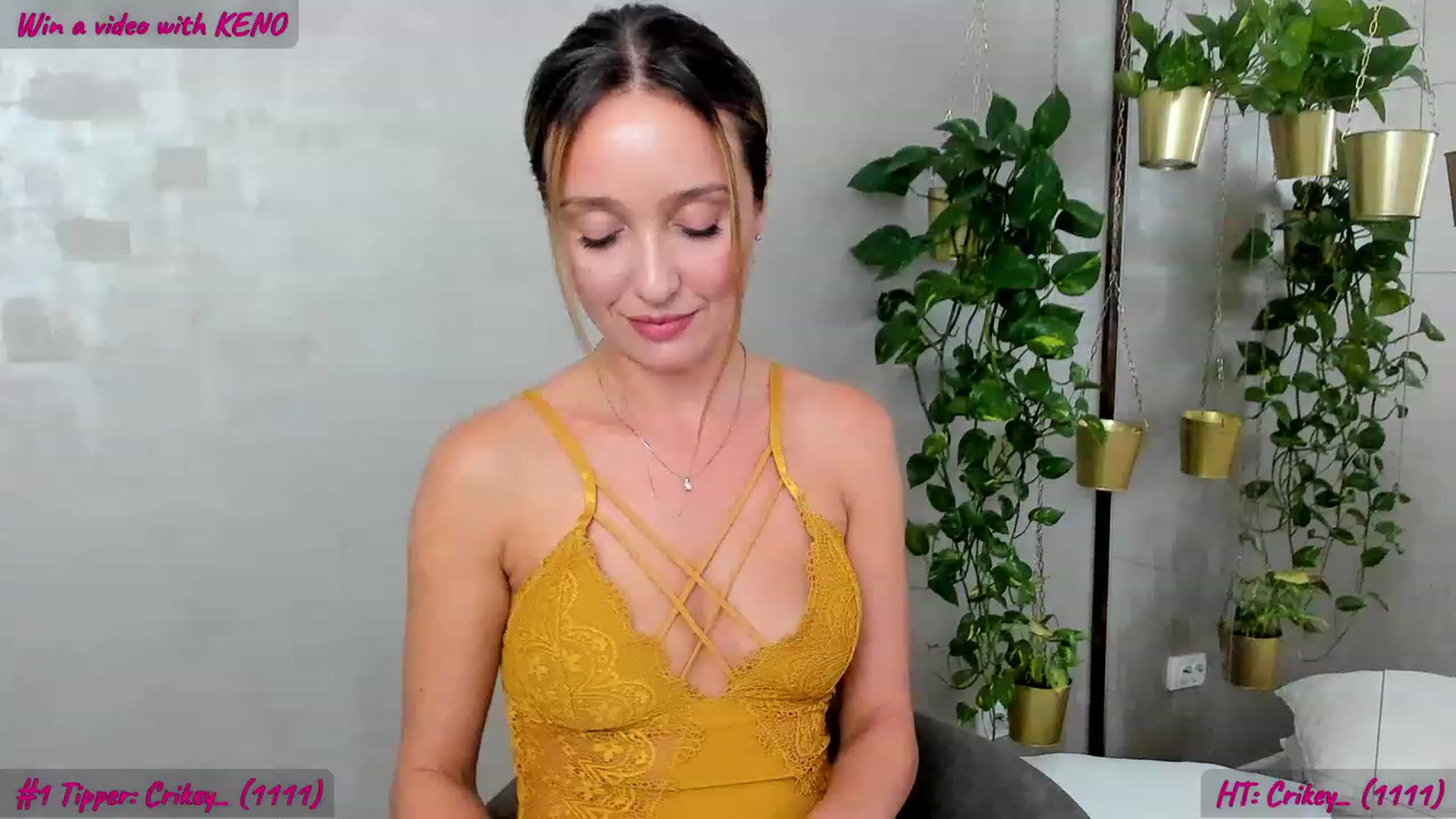 Gallery image thumbnail from FoxyLarysa's myfreecams stream on, 11/10/2023, 22:17 image 11 of 20