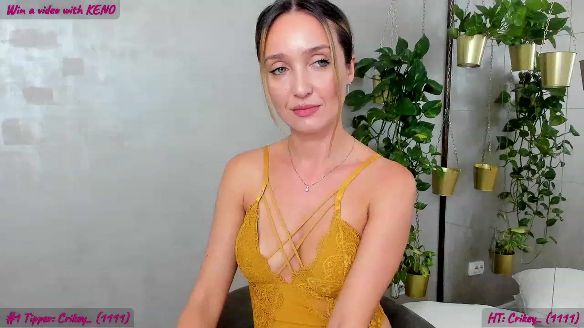 Gallery image thumbnail from FoxyLarysa's myfreecams stream on, 11/10/2023, 22:17 image 7 of 20