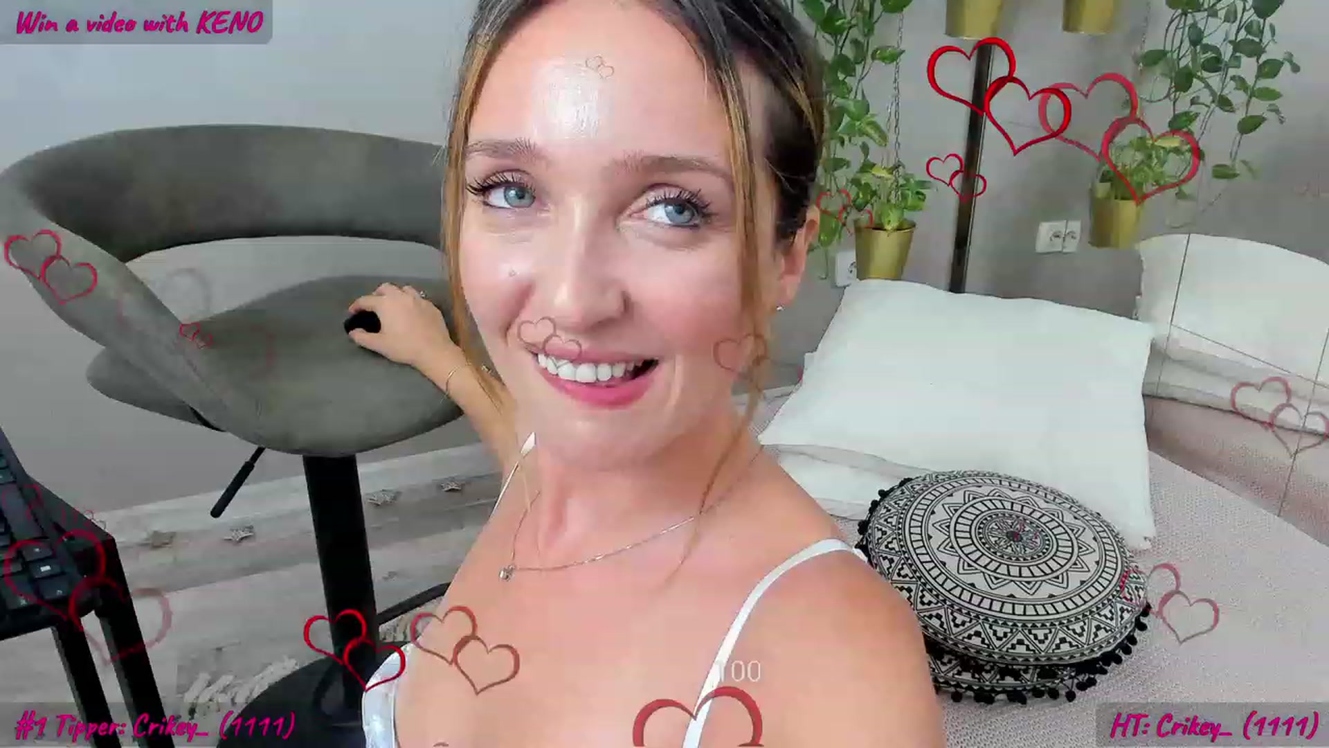 Gallery image thumbnail from FoxyLarysa's myfreecams stream on, 11/10/2023, 23:41 image 12 of 20