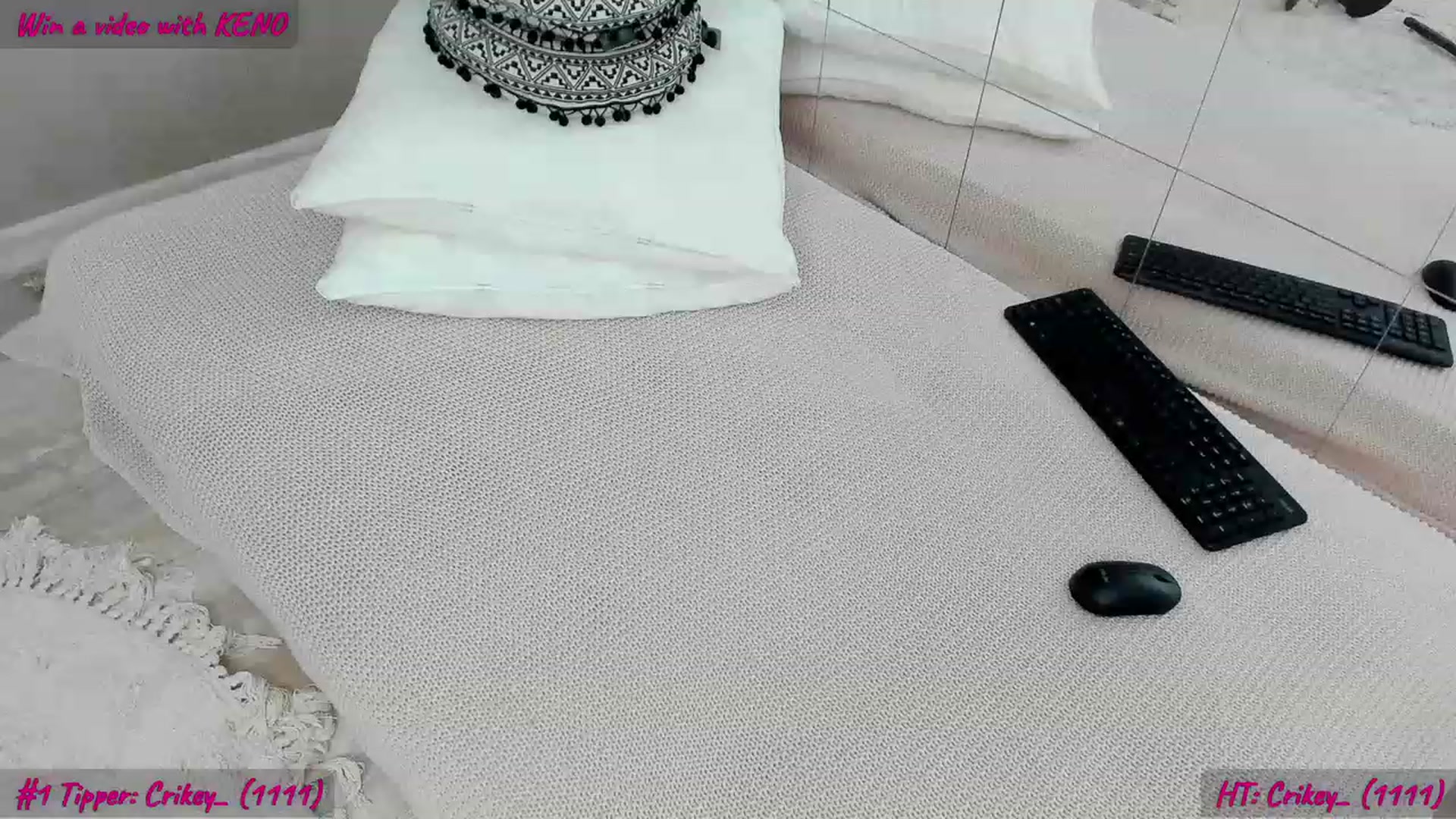 Gallery image thumbnail from FoxyLarysa's myfreecams stream on, 11/18/2023, 19:32 image 10 of 20