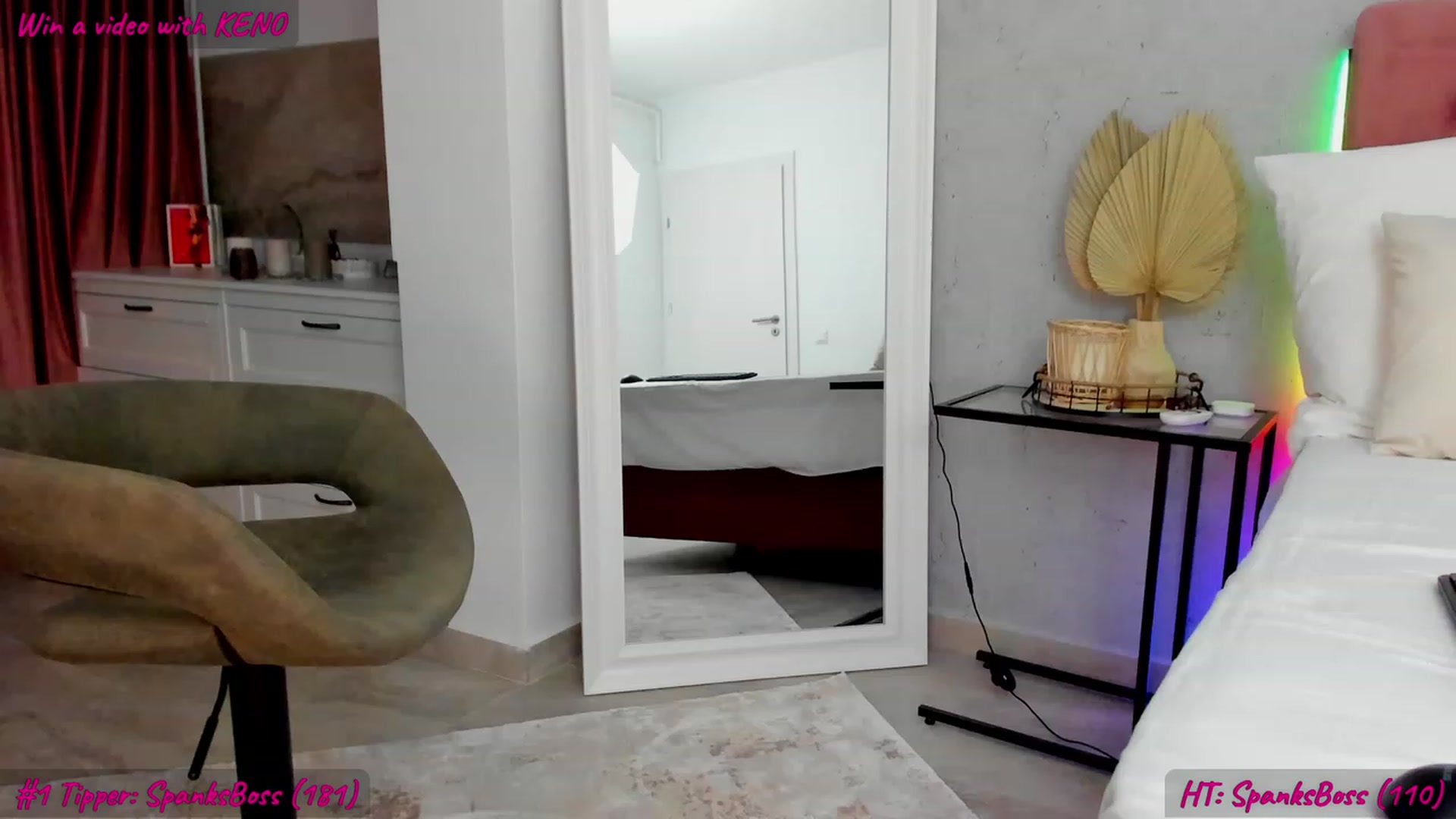 Gallery image thumbnail from FoxyLarysa's myfreecams stream on, 01/10/2024, 21:39 image 19 of 20