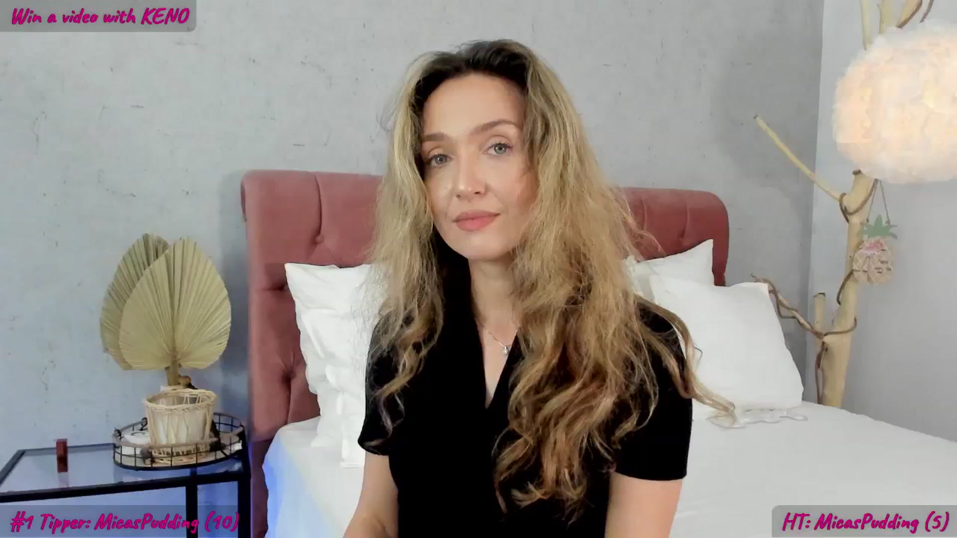 Gallery image thumbnail from FoxyLarysa's myfreecams stream on, 04/23/2024, 19:51 image 4 of 20