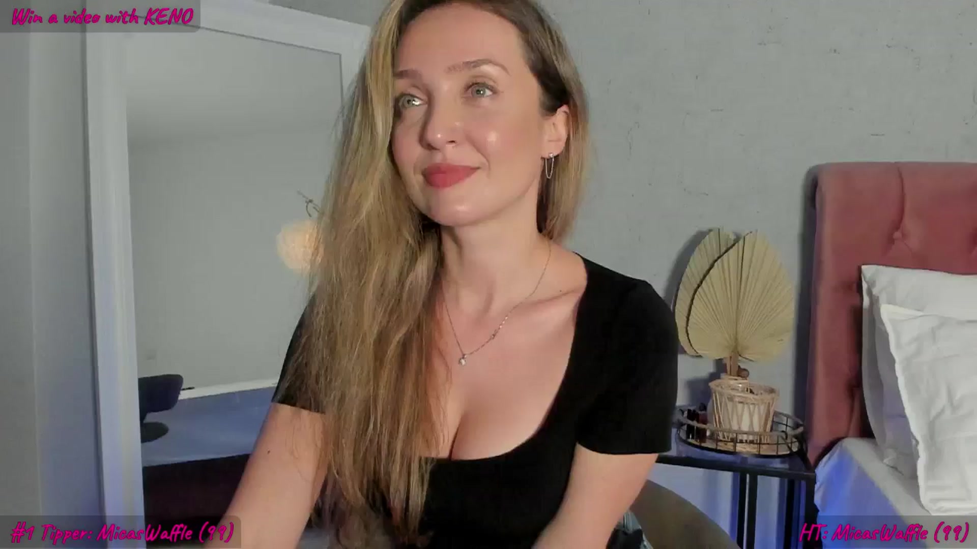 Gallery image thumbnail from FoxyLarysa's myfreecams stream on, 05/18/2024, 22:39 image 11 of 20