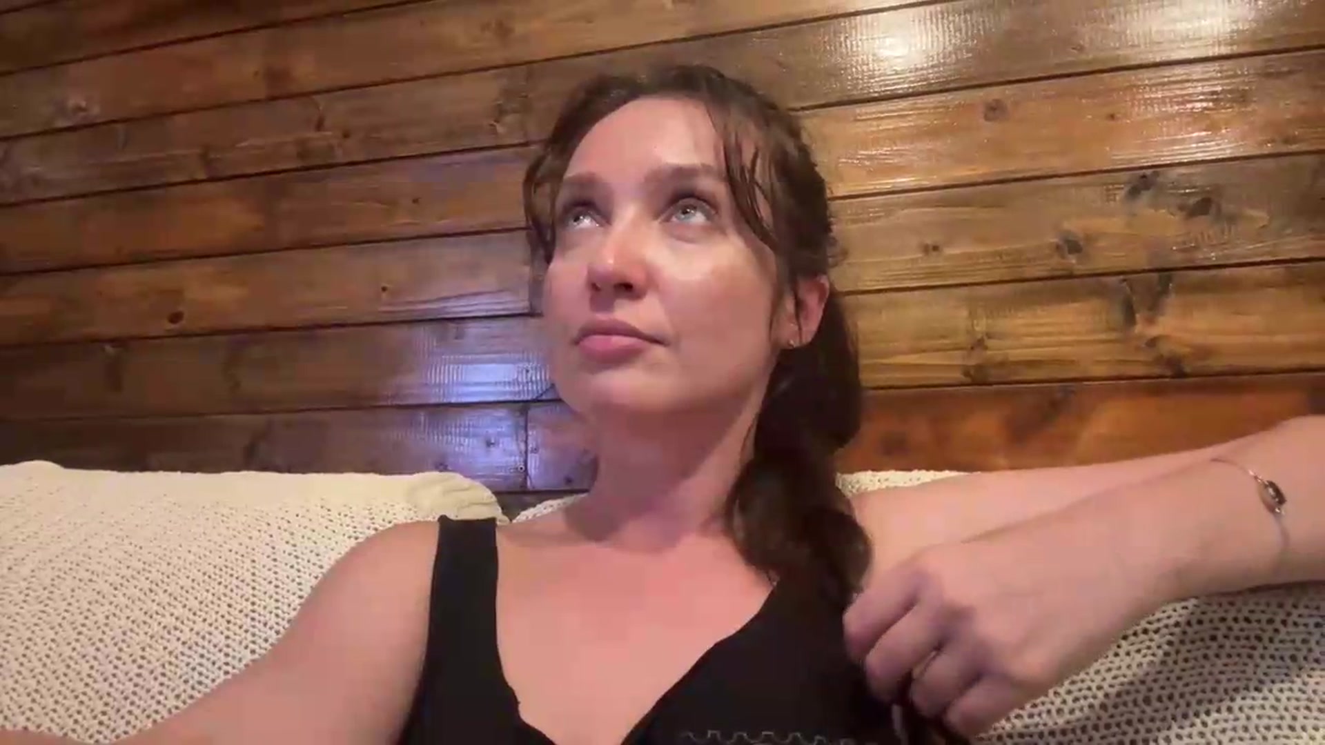 Gallery image thumbnail from FoxyLarysa's myfreecams stream on, 08/05/2026, 22:51 image 4 of 20