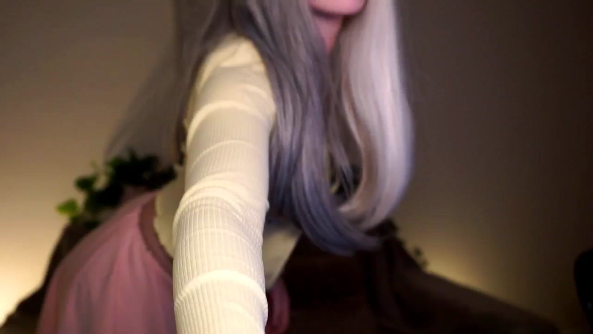 Gallery image thumbnail from FoxyLovesYouu's myfreecams stream on, 04/05/2026, 20:16 image 9 of 20