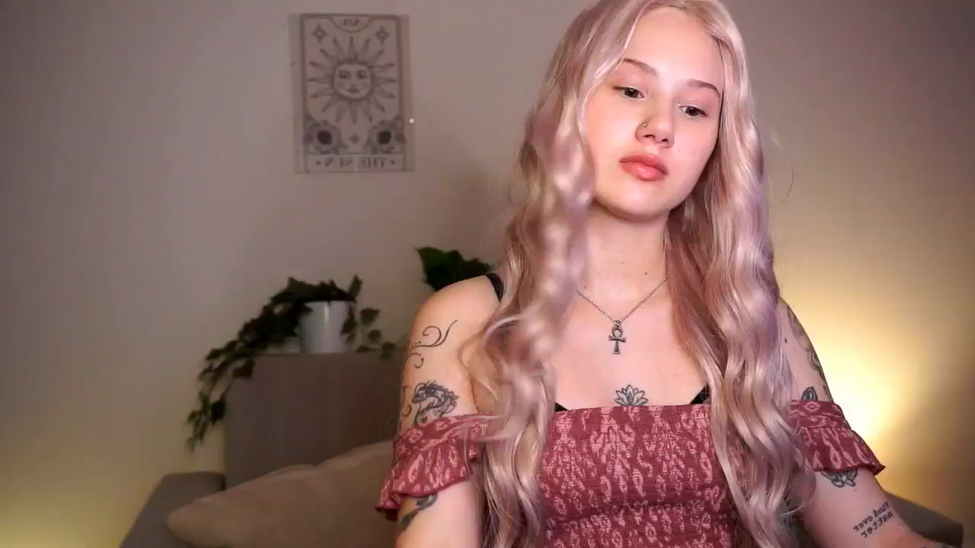 Gallery image thumbnail from FoxyLovesYouu's myfreecams stream on, 04/18/2026, 17:21 image 19 of 20