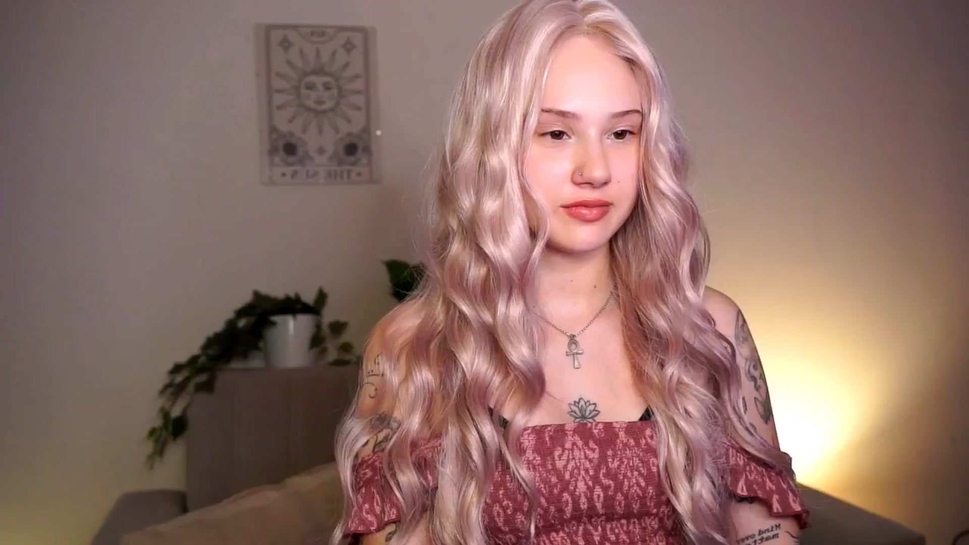 Gallery image thumbnail from FoxyLovesYouu's myfreecams stream on, 04/18/2026, 17:21 image 10 of 20