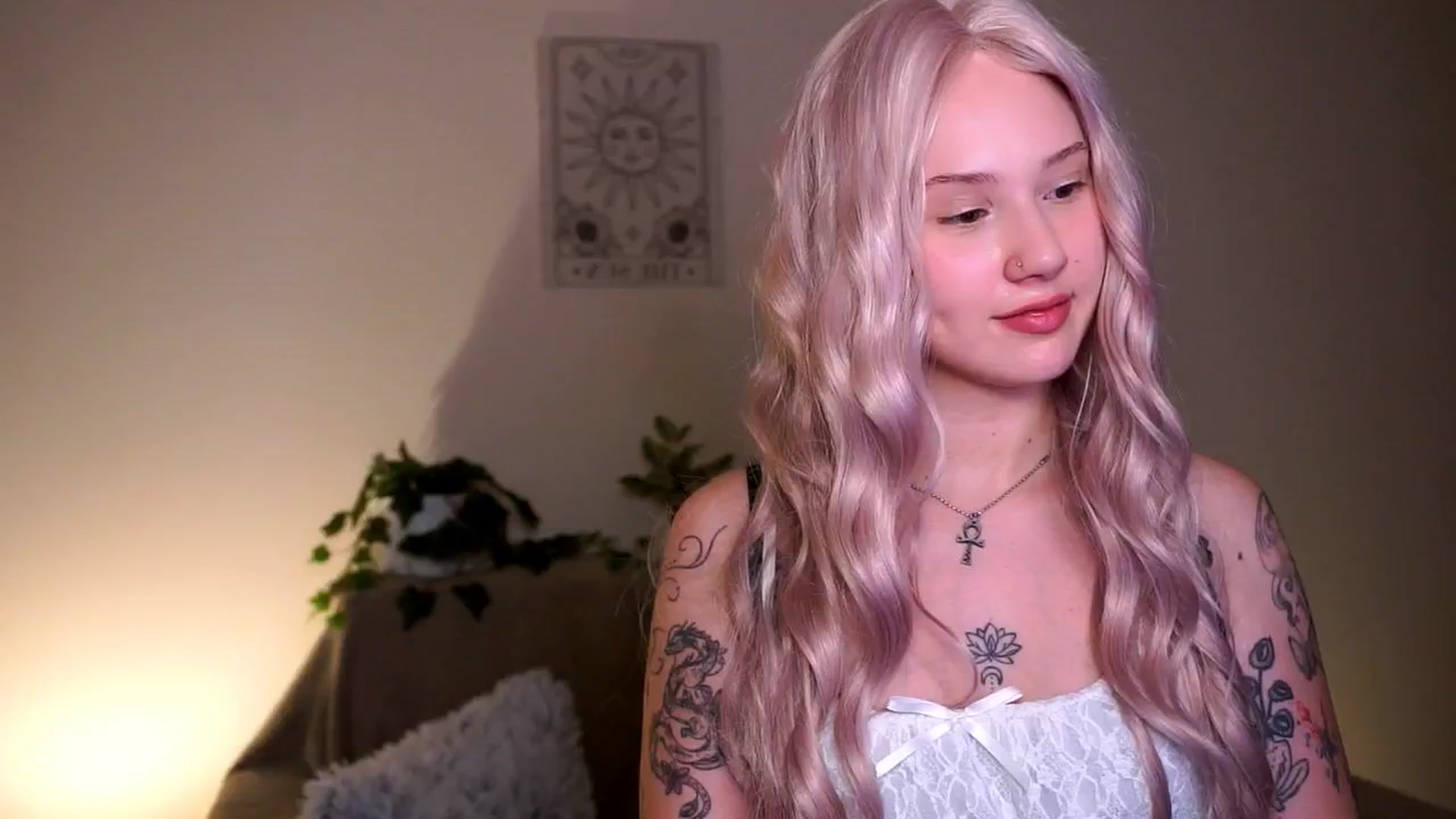 Gallery image thumbnail from FoxyLovesYouu's myfreecams stream on, 04/19/2026, 18:39 image 8 of 20