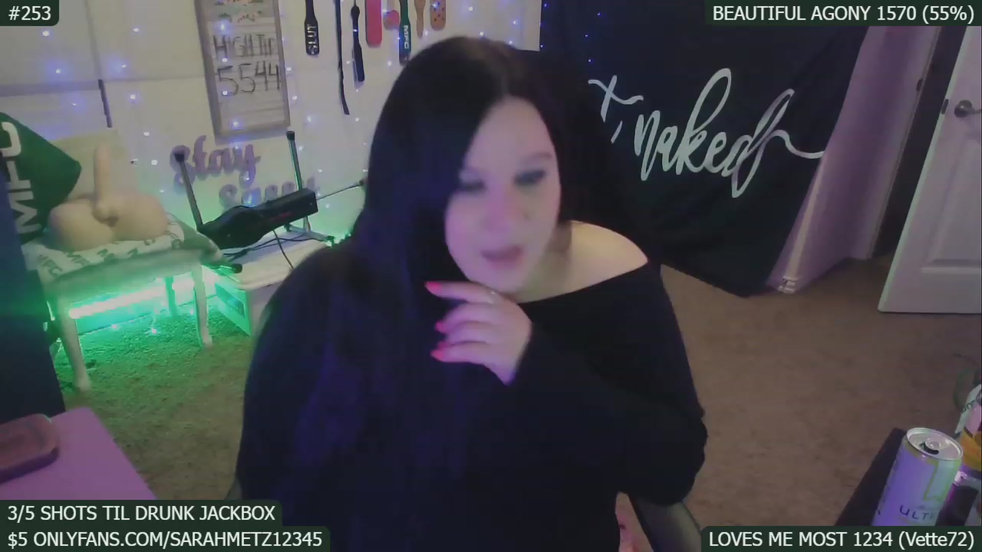 Gallery image thumbnail from FoxyWins's myfreecams stream on, 01/22/2023, 07:00 image 15 of 20