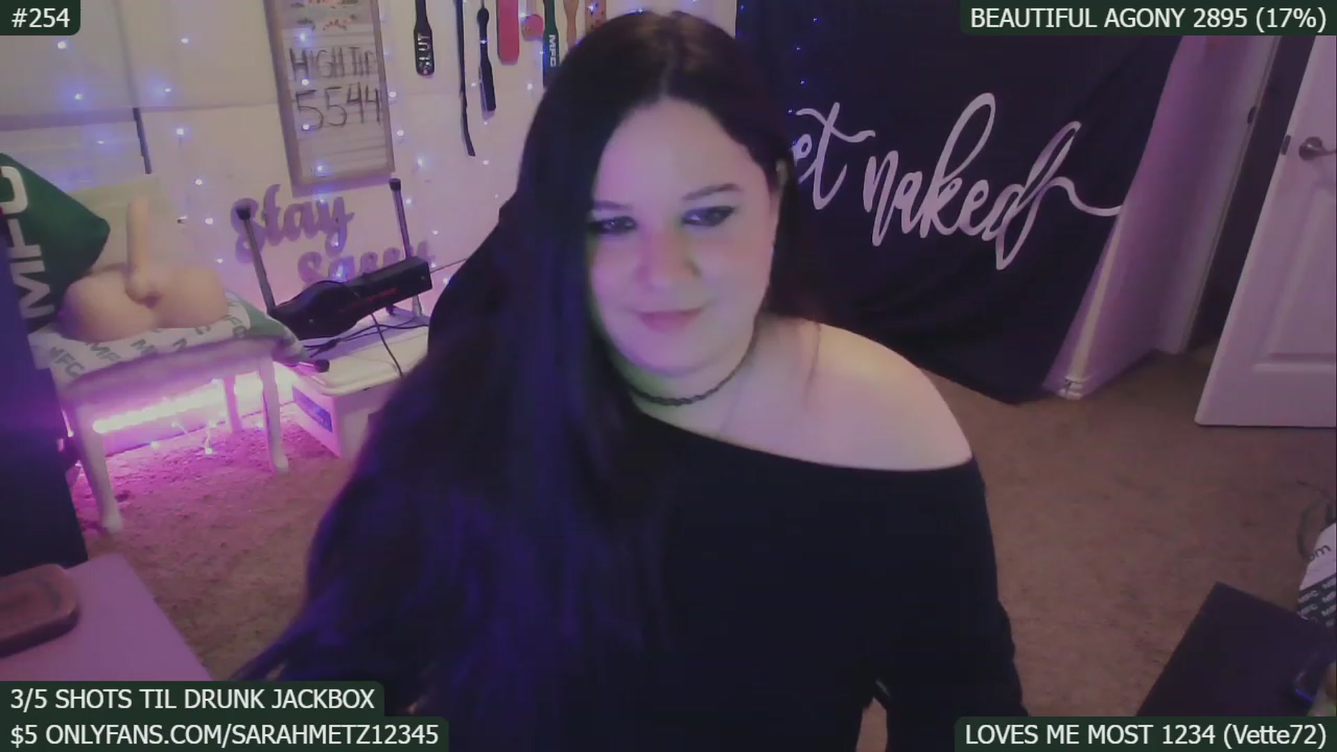Gallery image thumbnail from FoxyWins's myfreecams stream on, 01/22/2023, 07:00 image 11 of 20